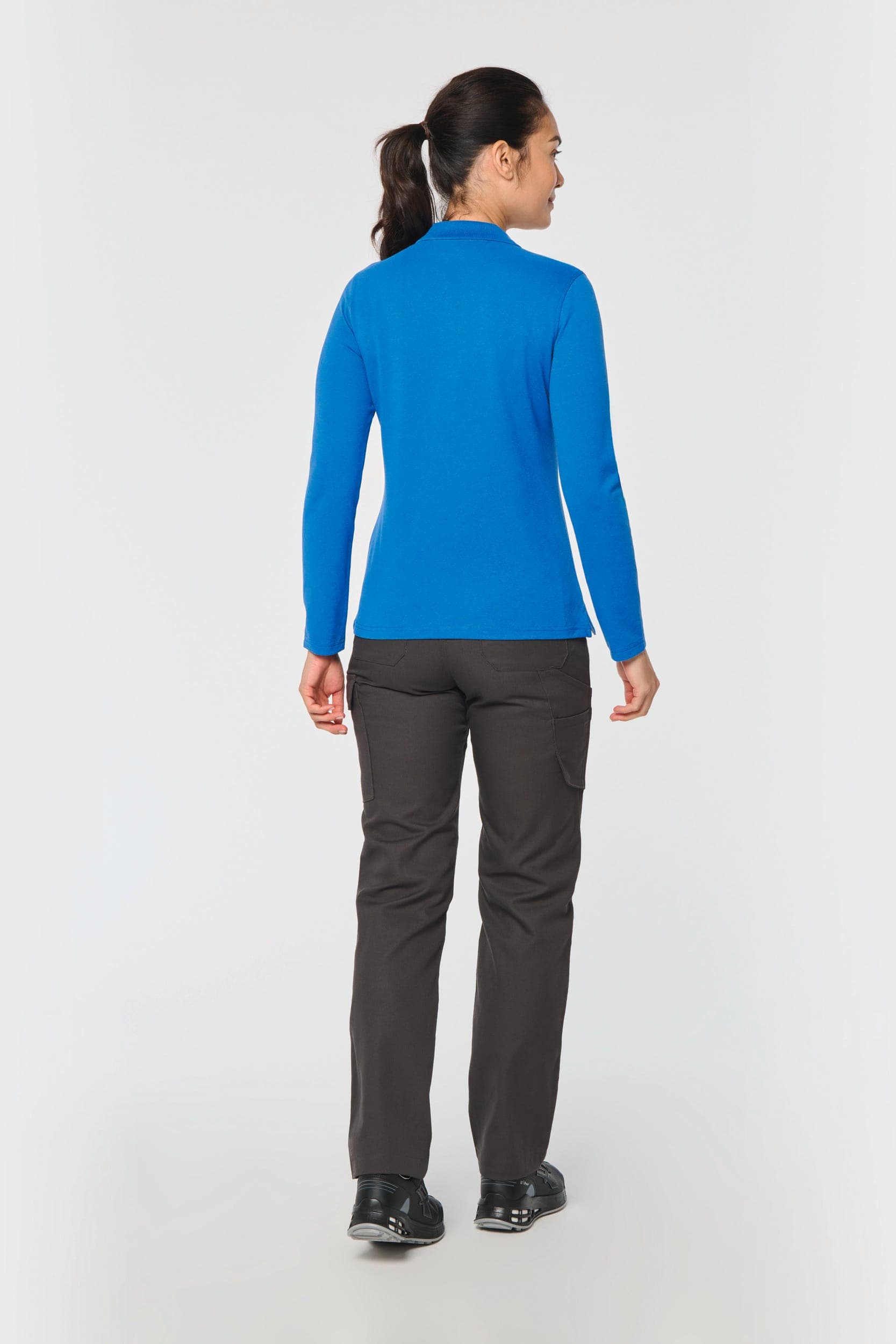 Polo manches longues femme en situation