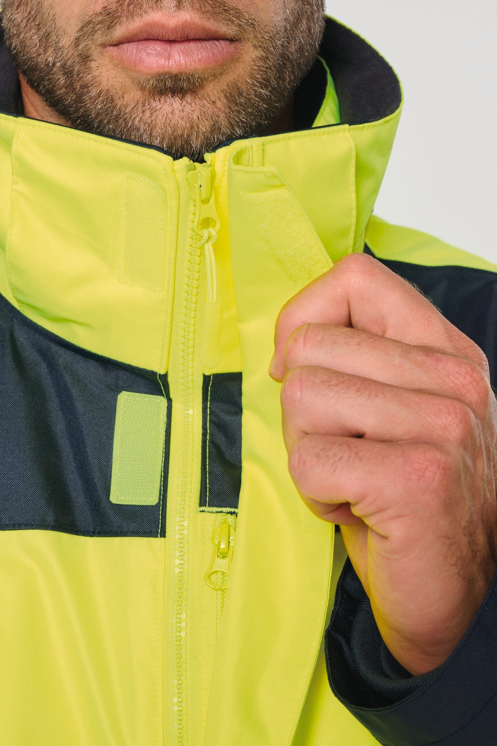 Parka de sécurité recyclée 4 en 1 unisexe en situation