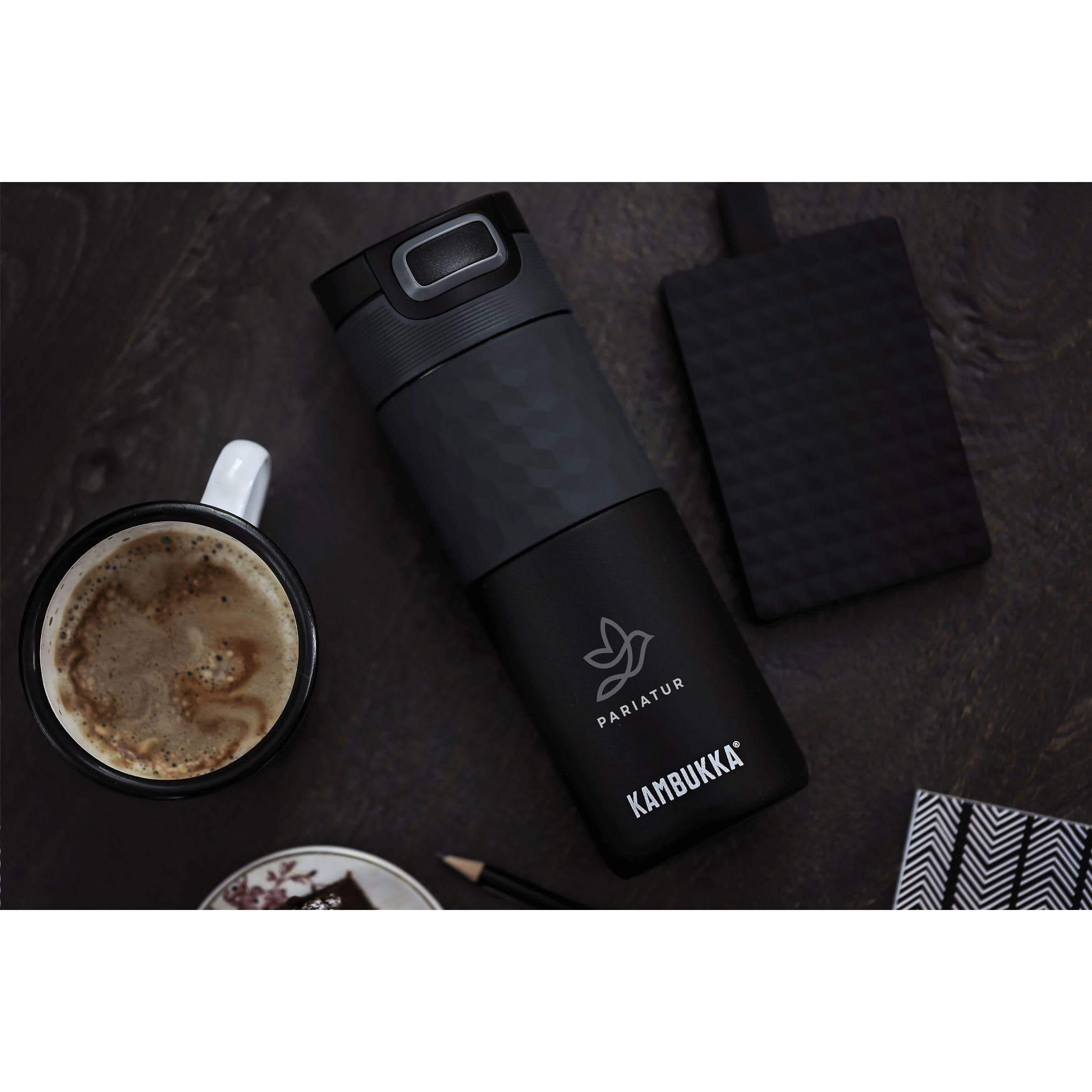 Gobelet thermos Kambukka® Etna Grip 500 ml en situation