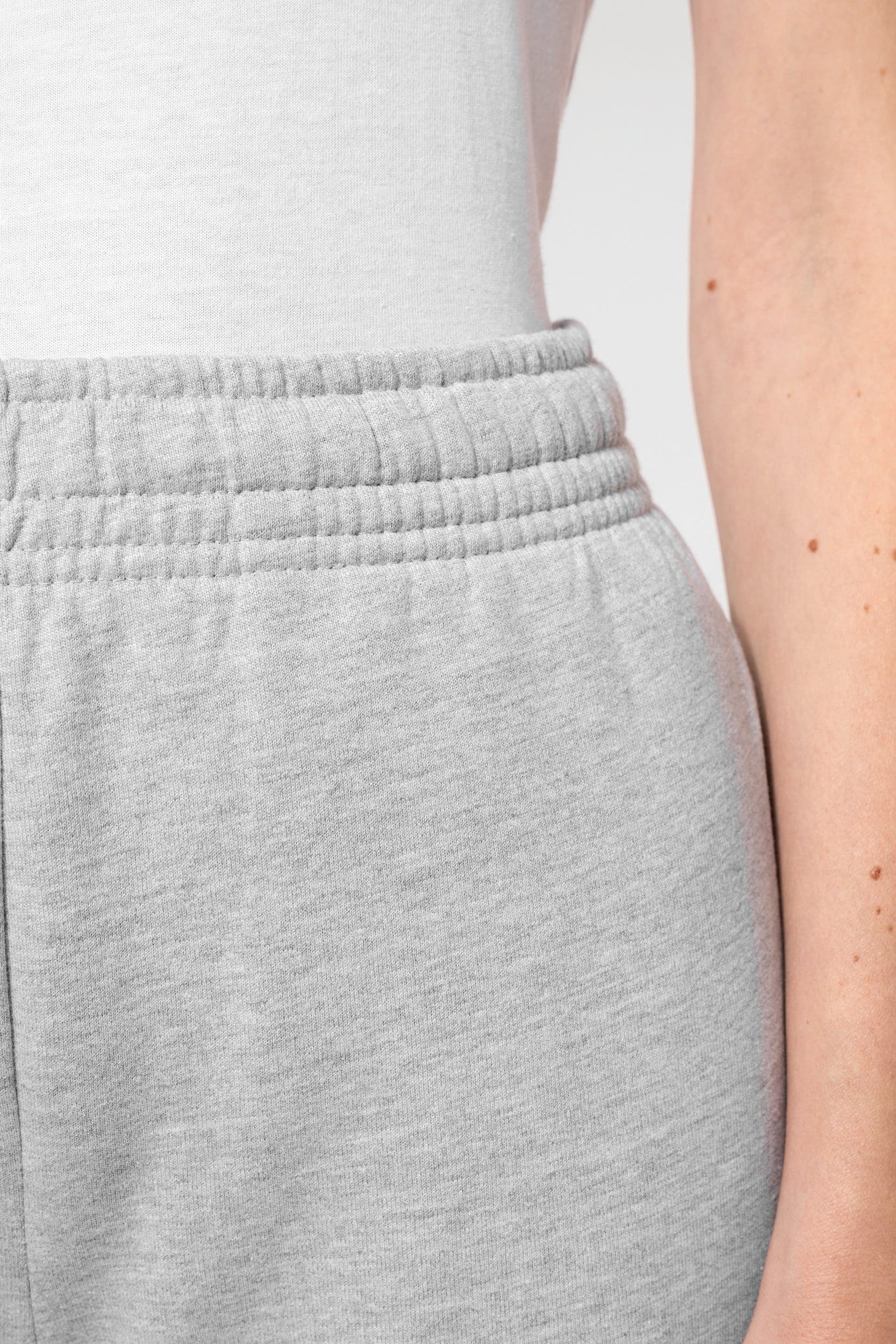 Pantalon molleton unisexe en situation