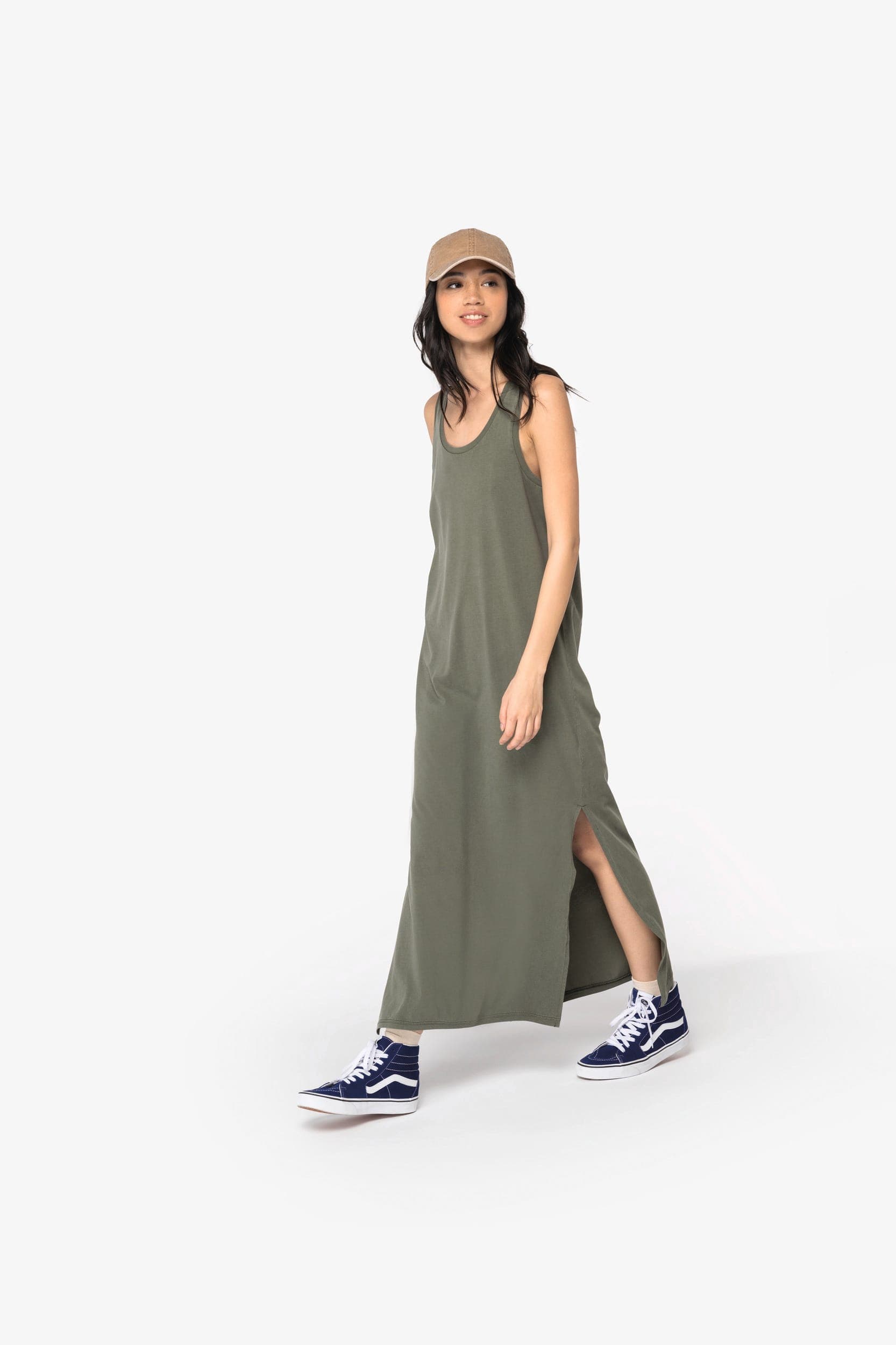 Robe écoresponsable délavée en jersey femme en situation