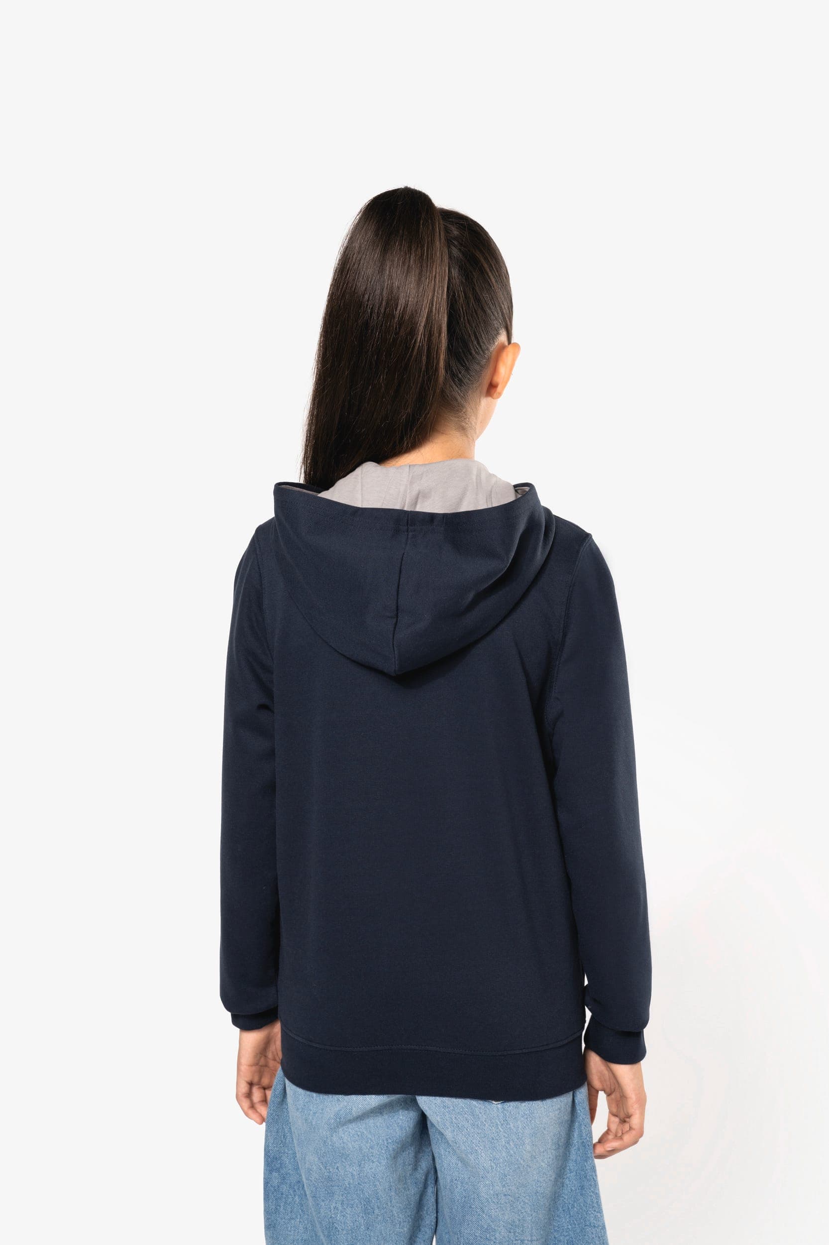 Sweat-shirt zippé capuche enfant en situation