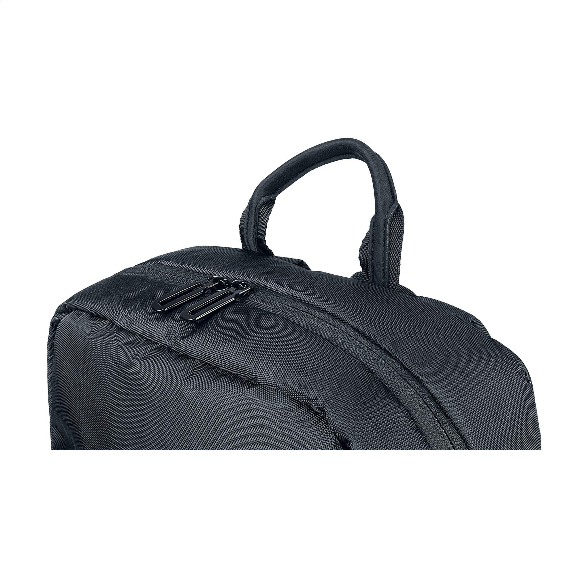 Sac à dos Tucano Global 15,6 inch en situation