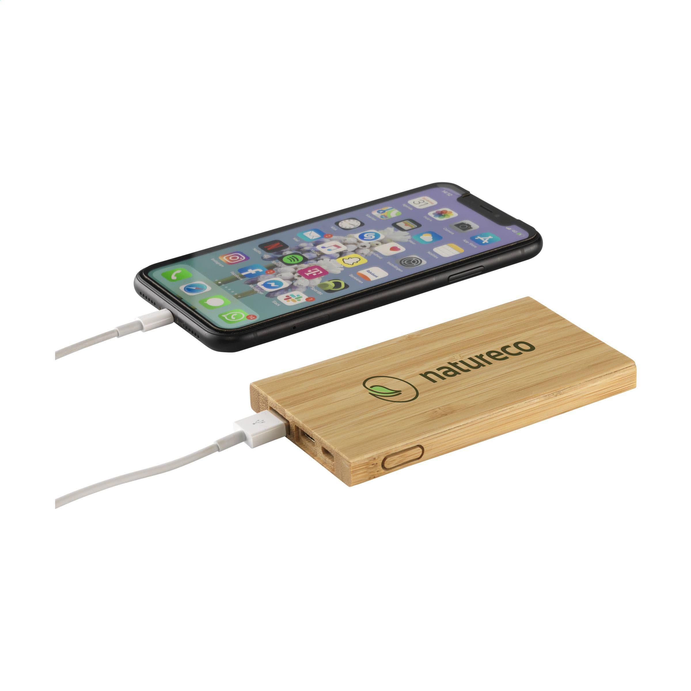Batterie externe bambou 4000 mAh en situation