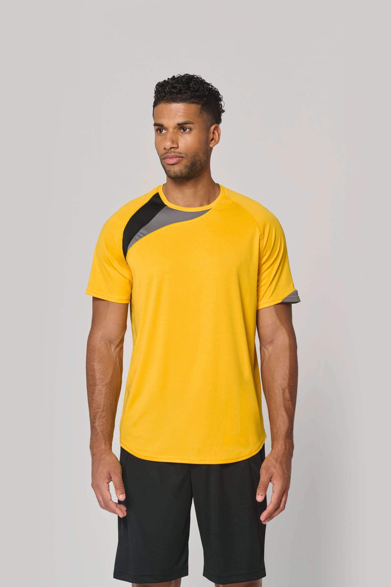 Maillot multisport manches courtes unisexe en situation