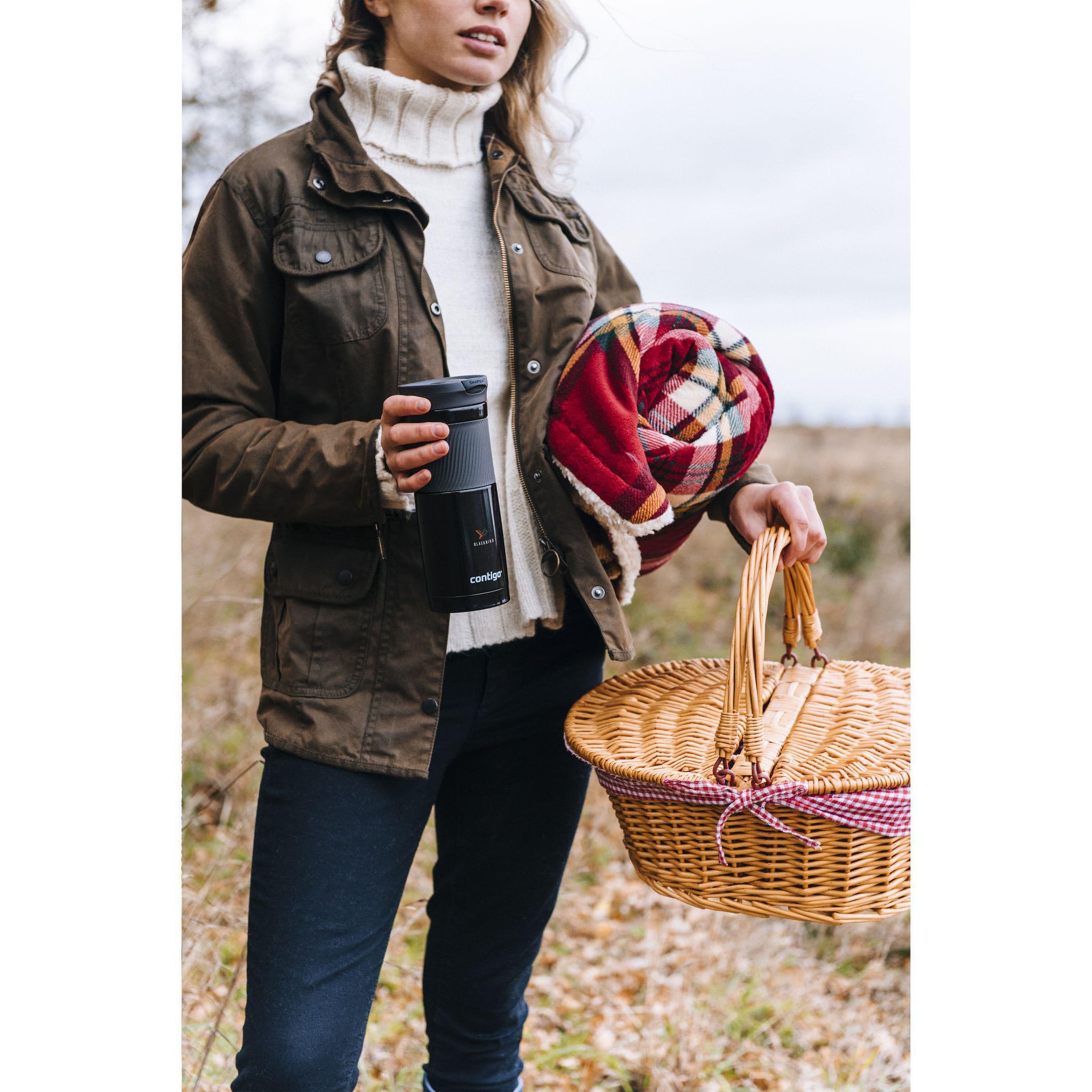 Gobelet thermos Contigo® Byron Large 590 ml en situation