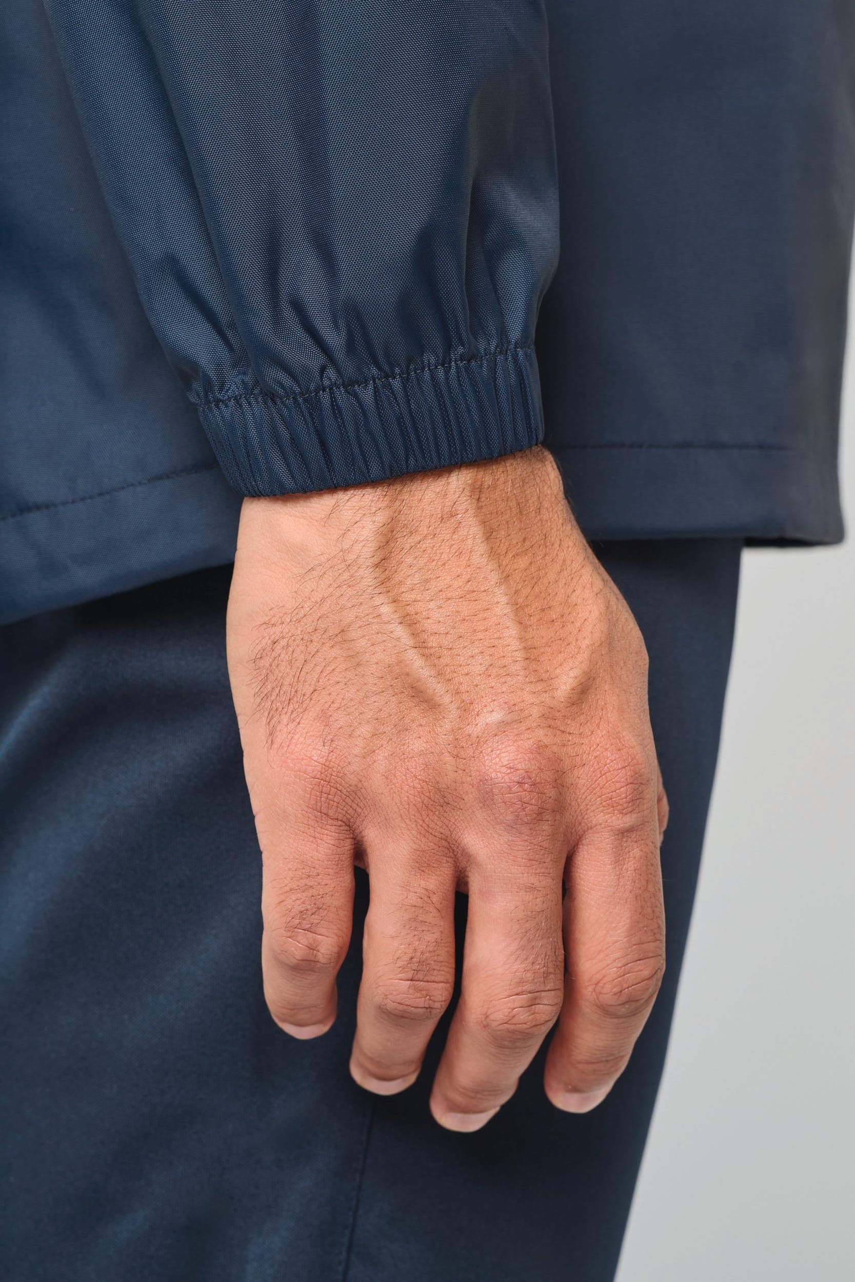Sweat de pluie multisport unisexe en situation