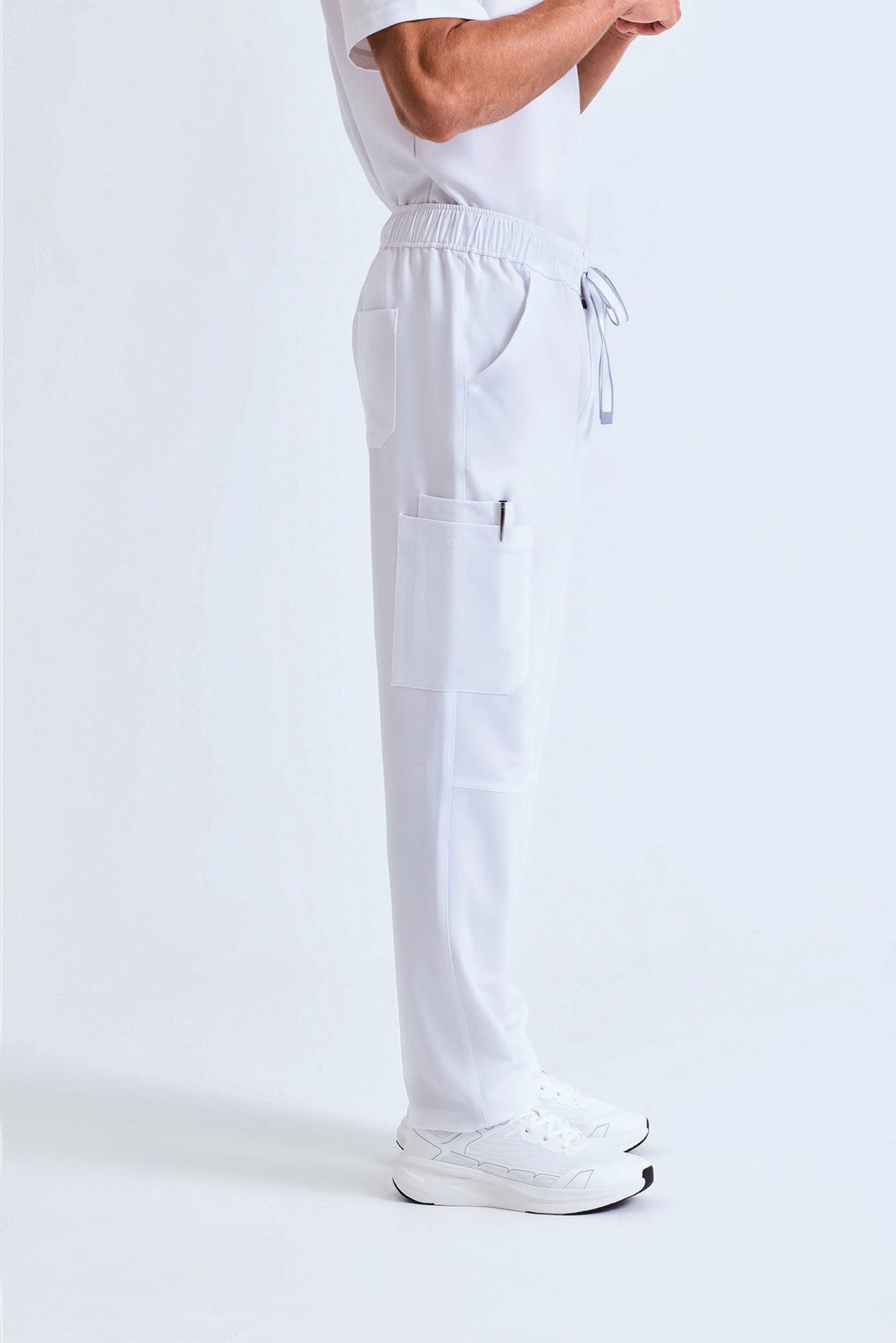 Pantalon cargo stretch homme en situation