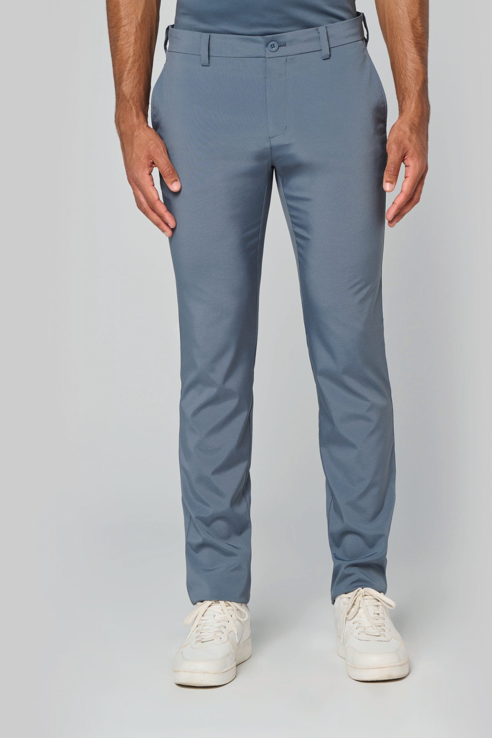 Pantalon homme en situation