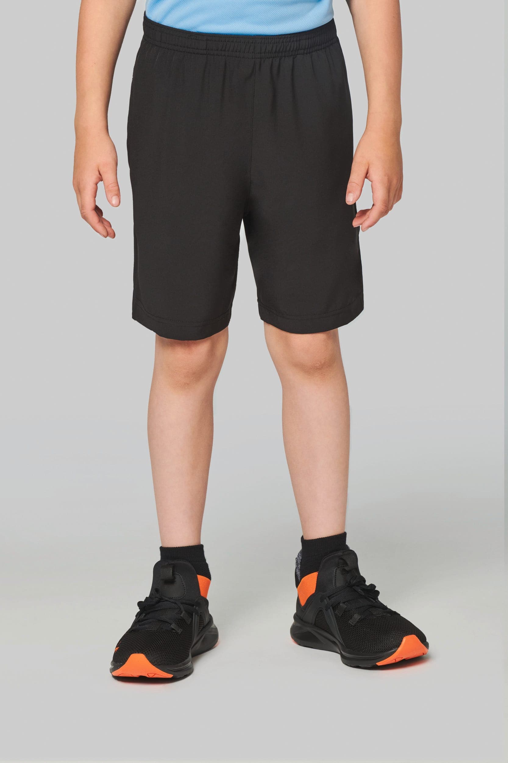 Short performance enfant en situation