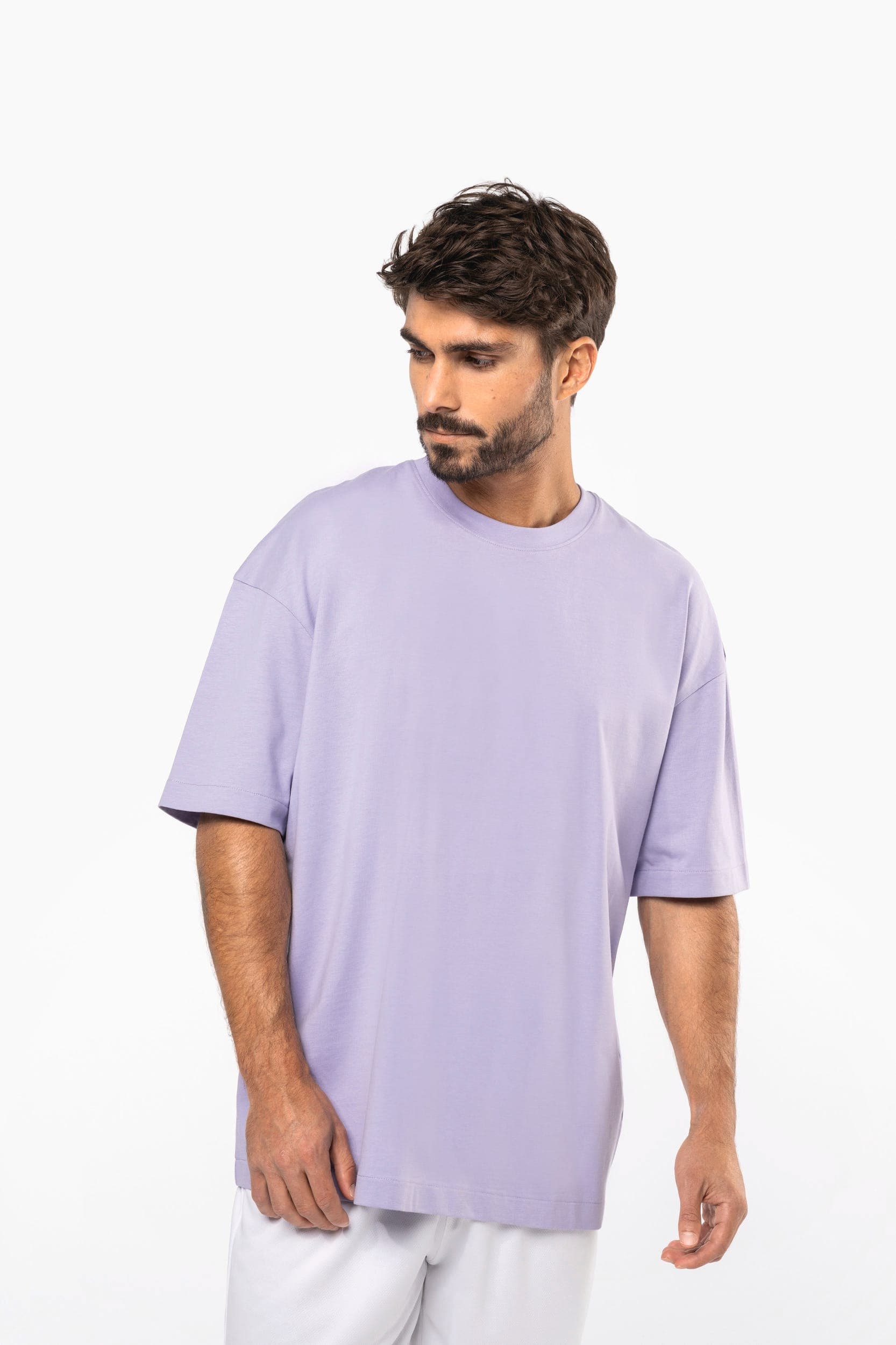 T-shirt unisexe oversize manches courtes en situation