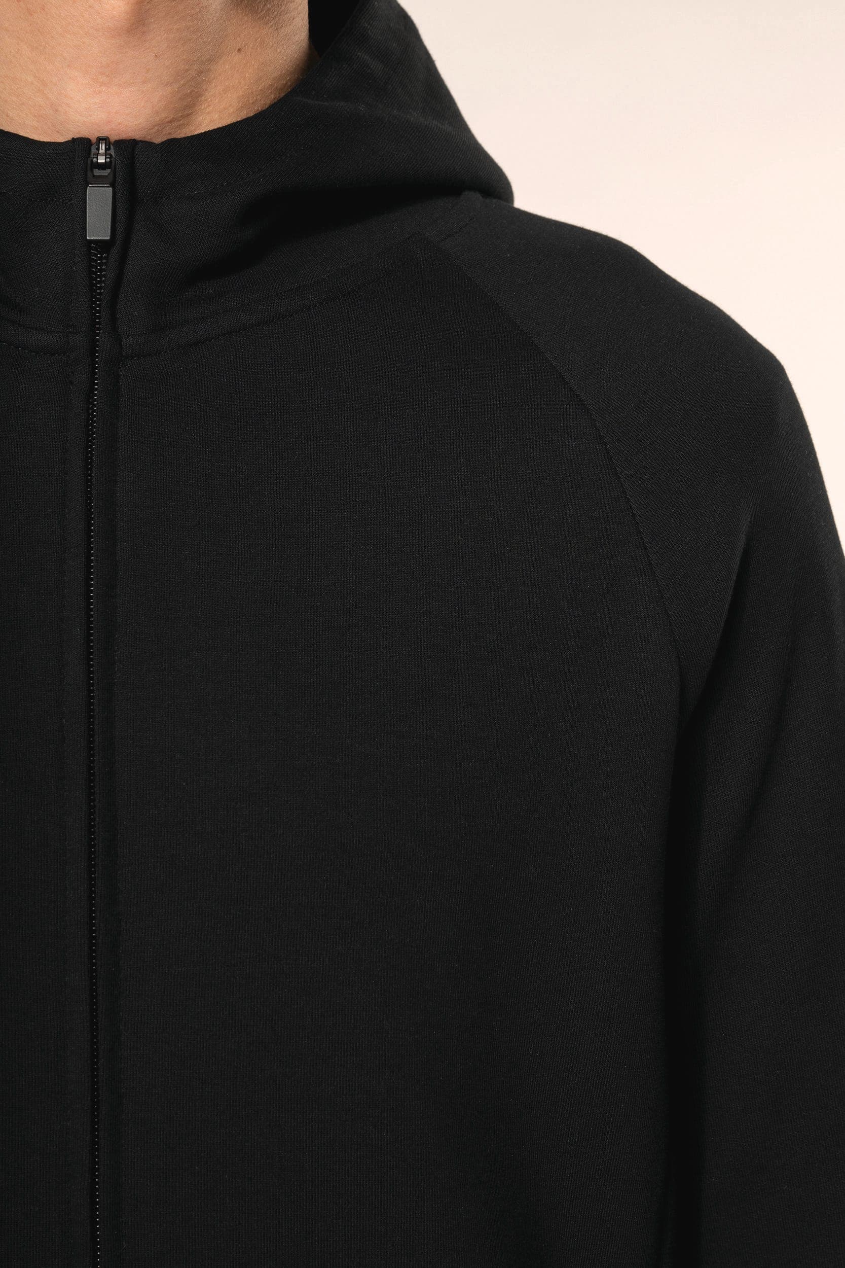 Veste zippée à capuche homme en situation