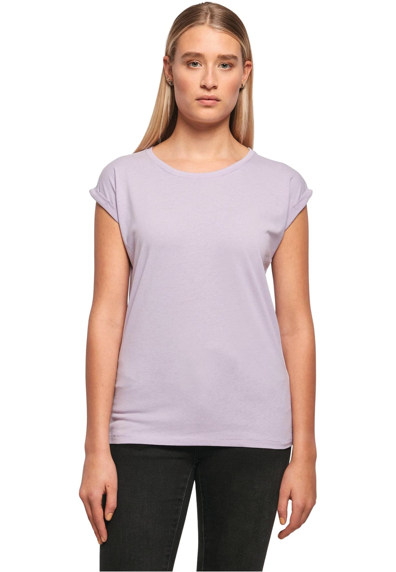 T-shirt manches à revers femme en situation