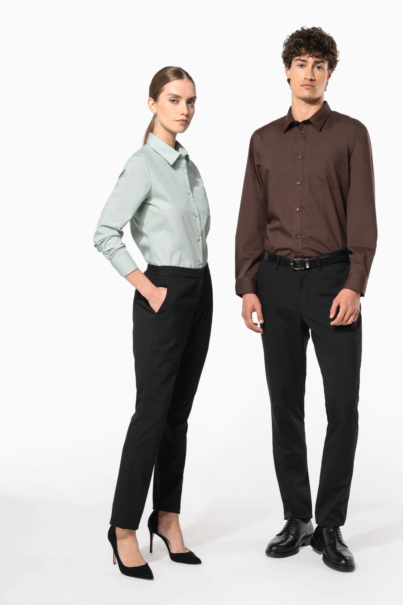Chemise popeline polycoton entretien facile femme en situation