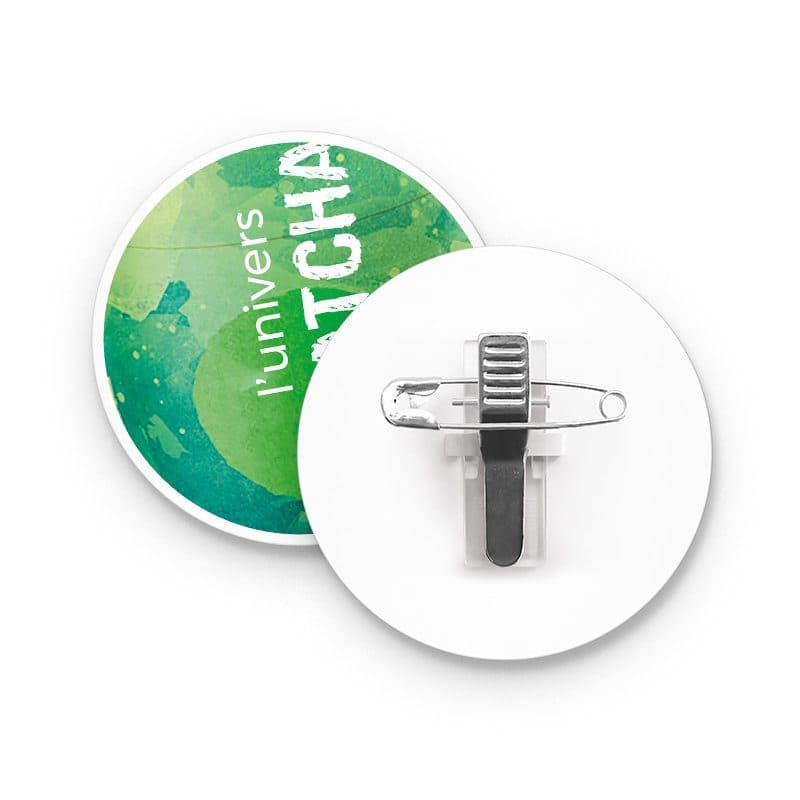 BADGE PLASTIQUE (PS) ROND Ø55 mm AVEC PINCE EPINGLE en situation