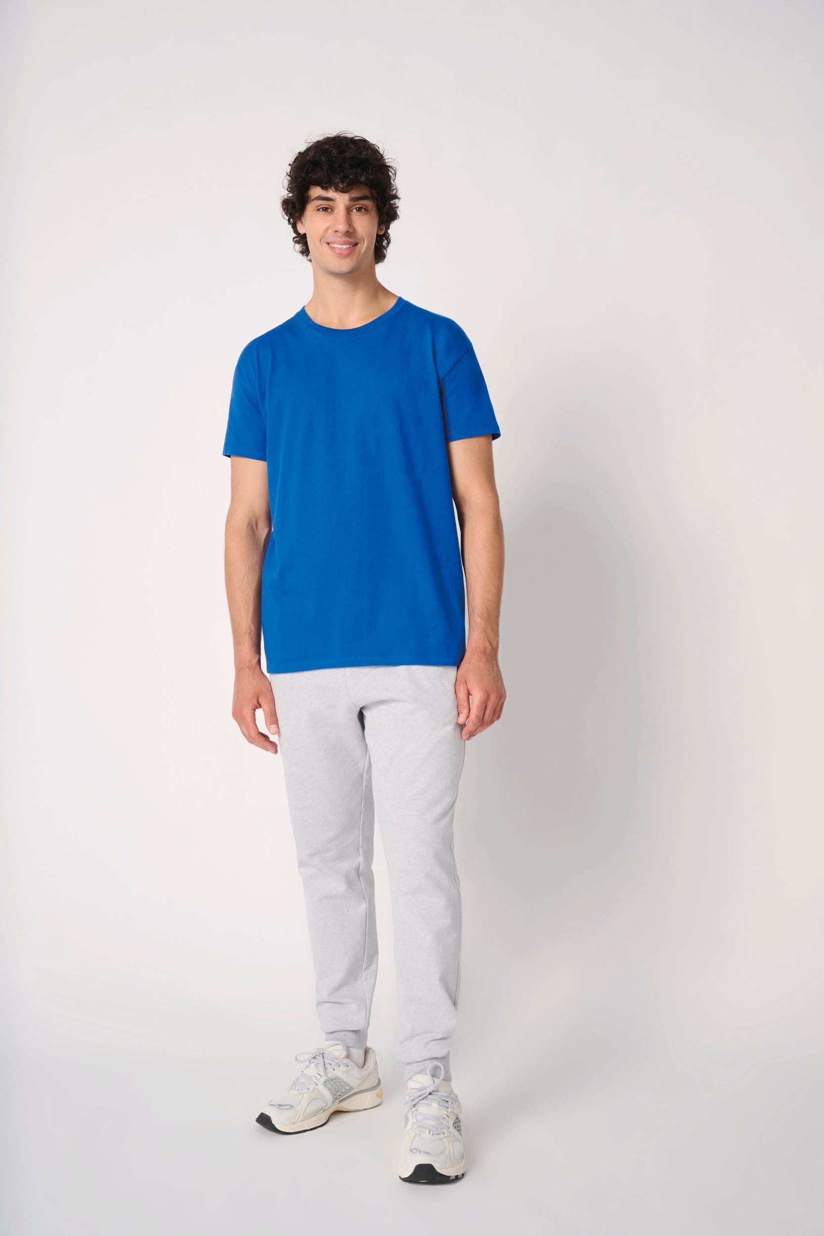 T-shirt unisexe iDeal170 en situation