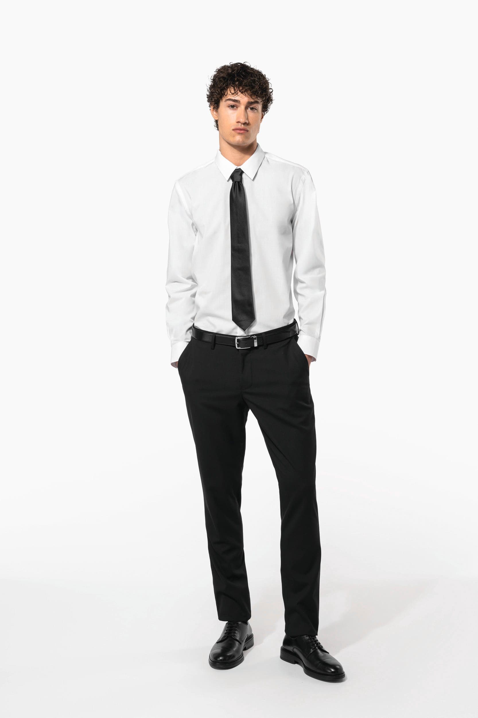 Pantalon homme en situation