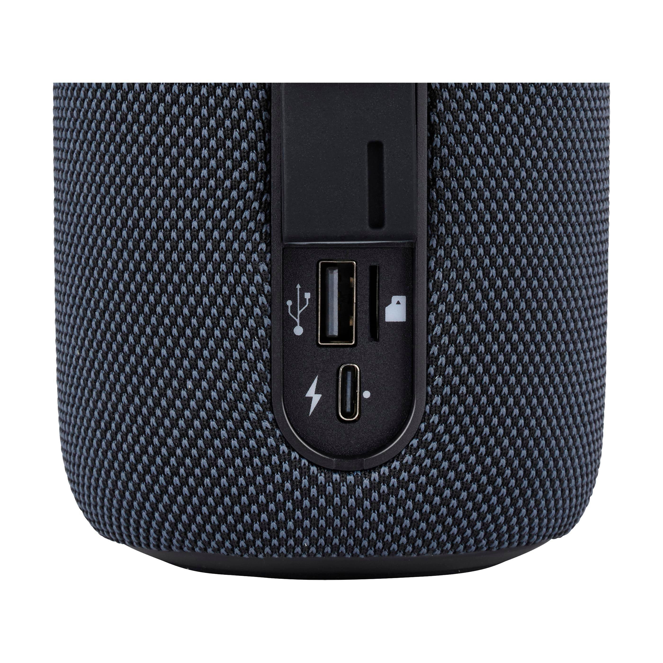 Enceinte Bluetooth portable Halo 16W en situation