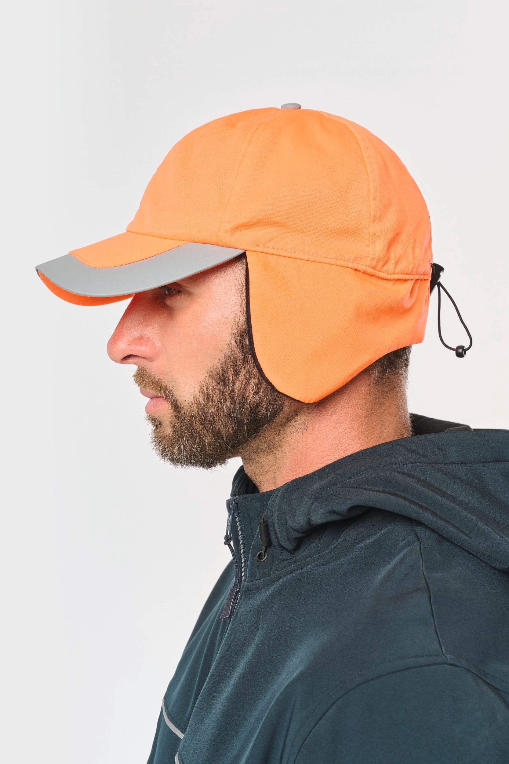 Casquette hiver fluorescente - 6 panneaux en situation