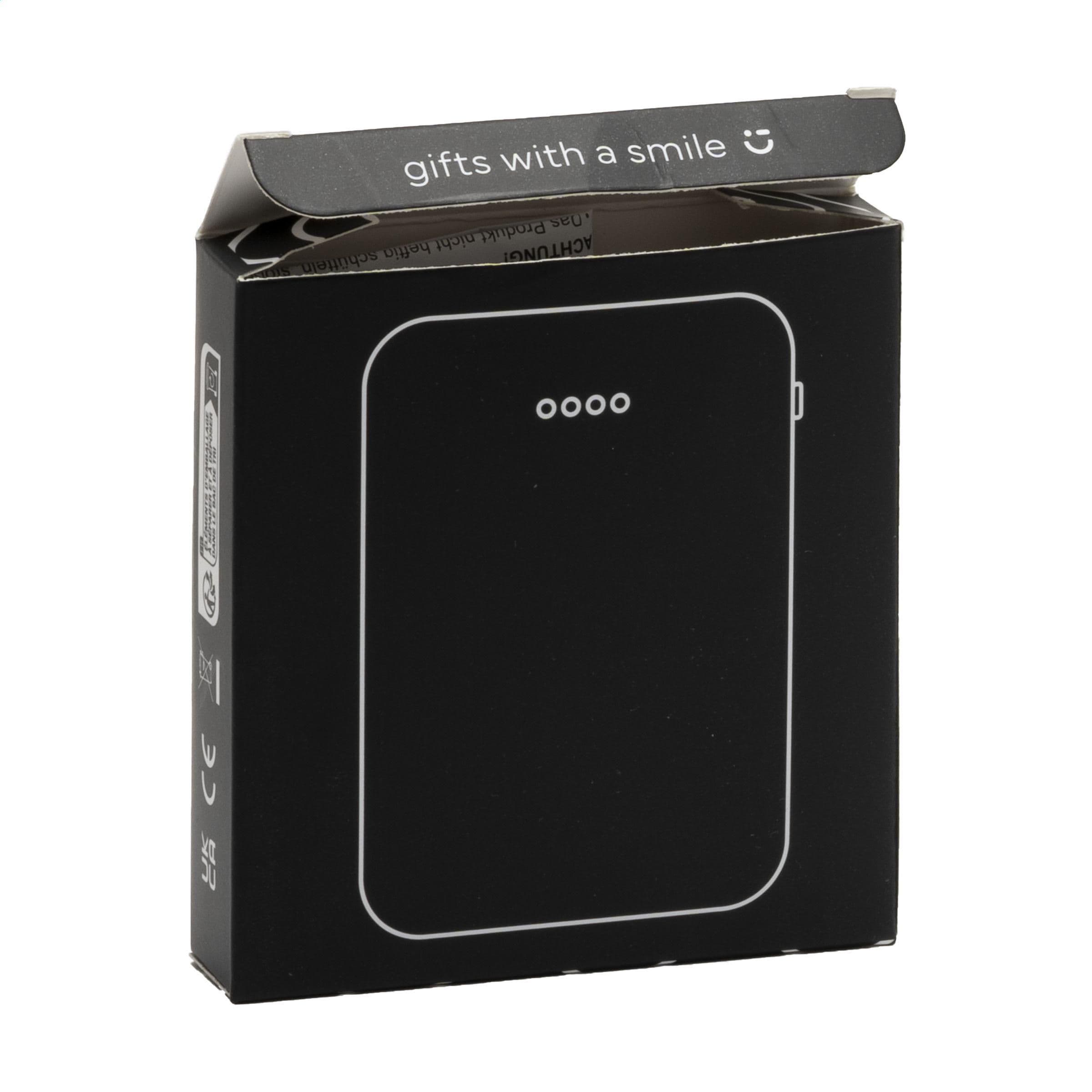 Batterie externe PocketPower 5000 RCS recyclée en situation