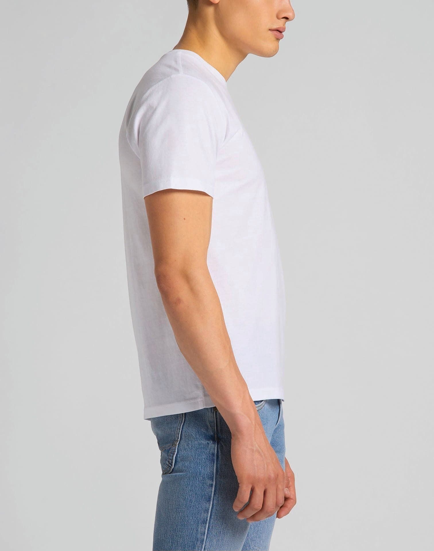 T-shirt Patch Logo Lee en situation