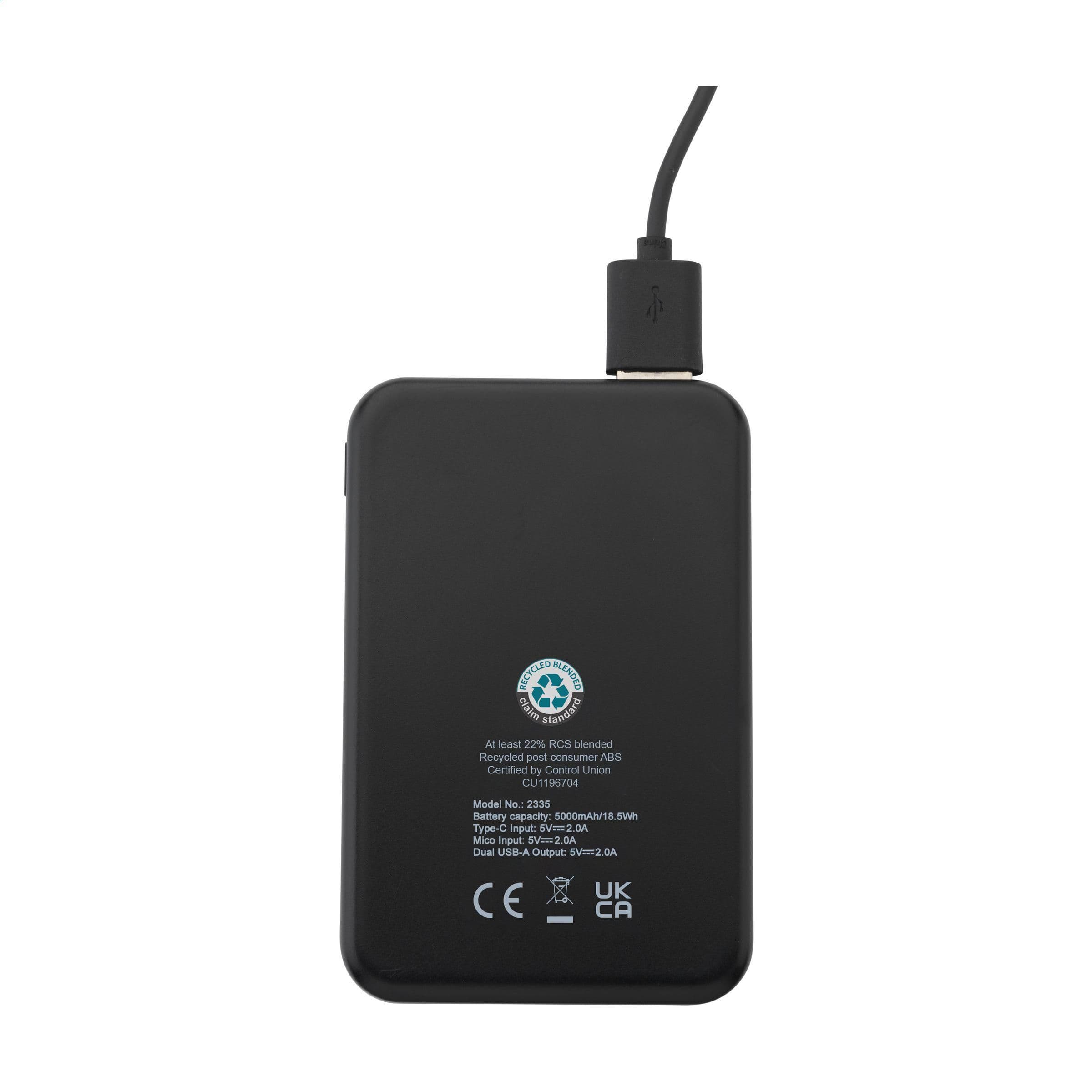 Powerbank Compact 5000 RCS recyclé ABS en situation