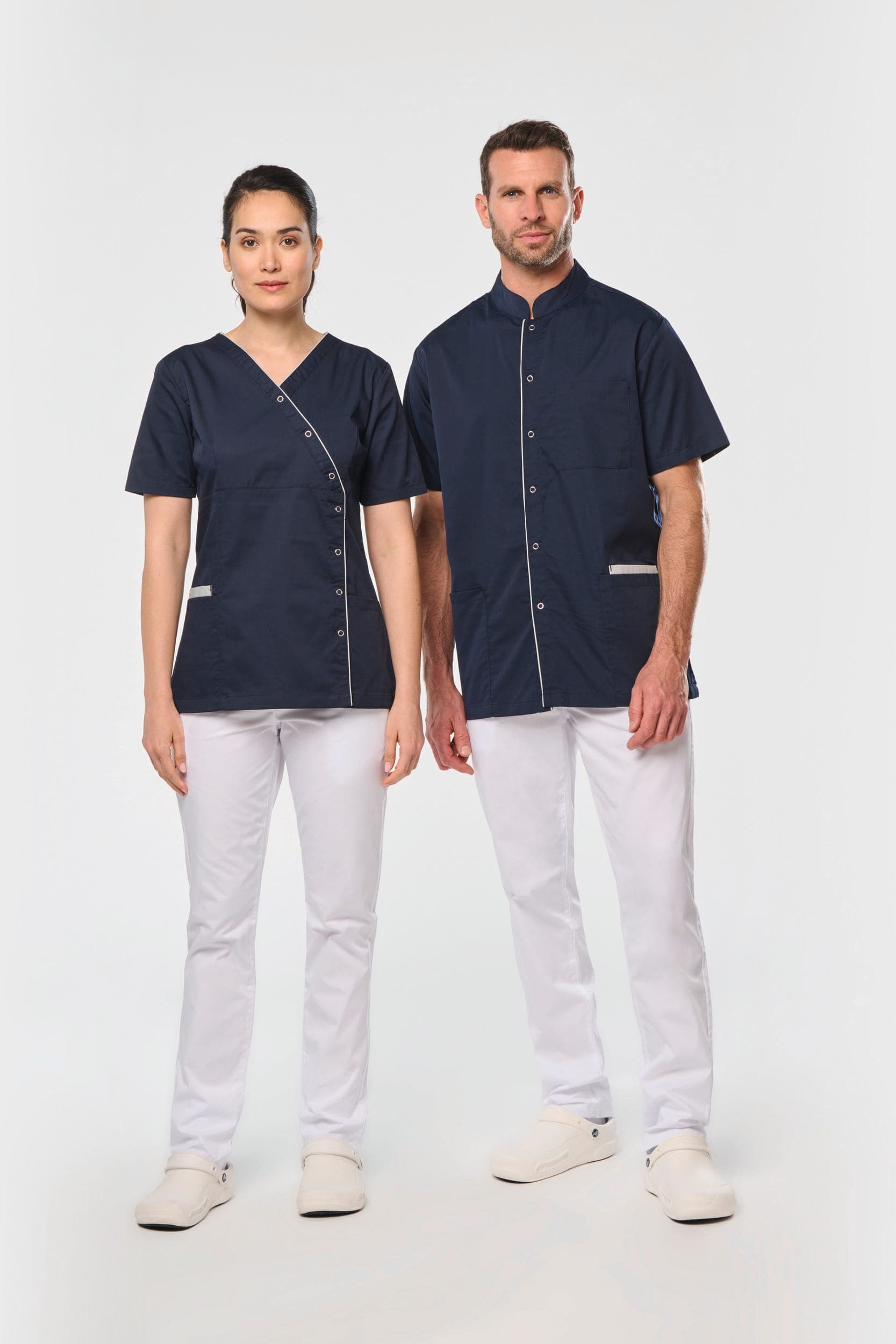 Blouse polycoton avec boutons-pression femme en situation