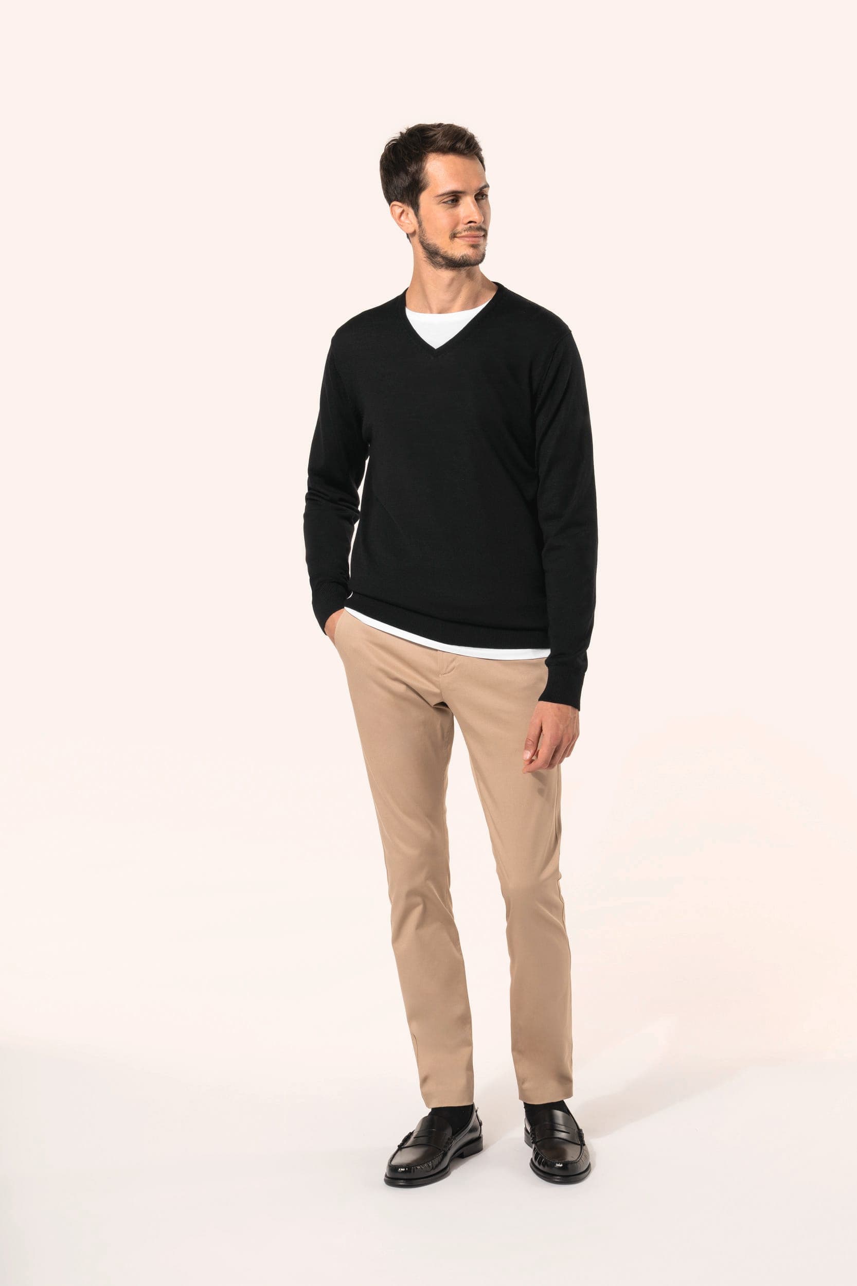 Pull Mérinos col V homme en situation