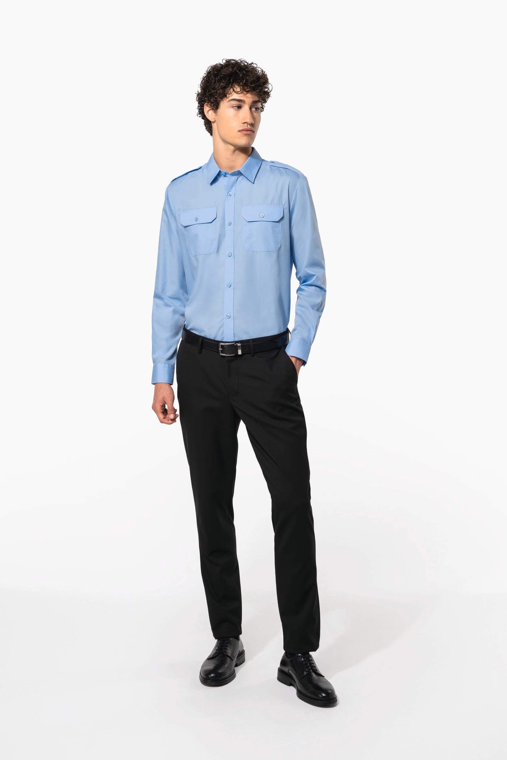 Chemise pilote manches longues homme en situation