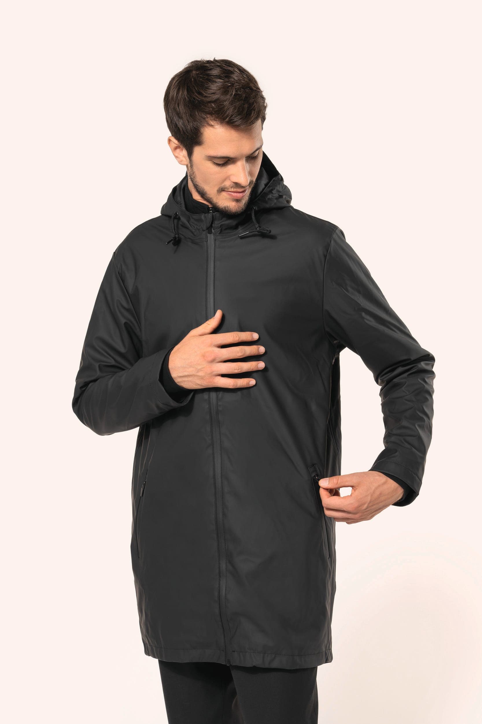 Veste de pluie unisexe en situation