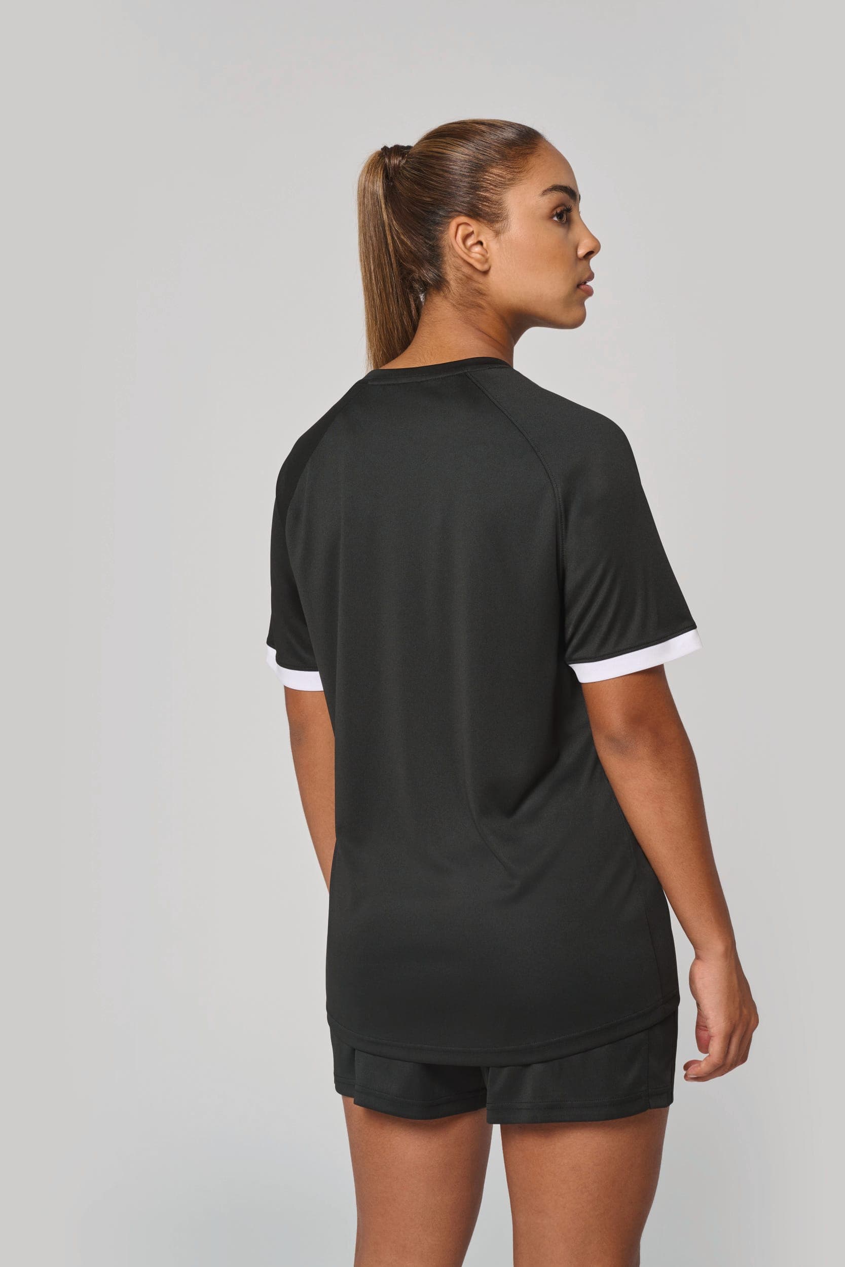 Maillot multisport en polyester unisexe en situation