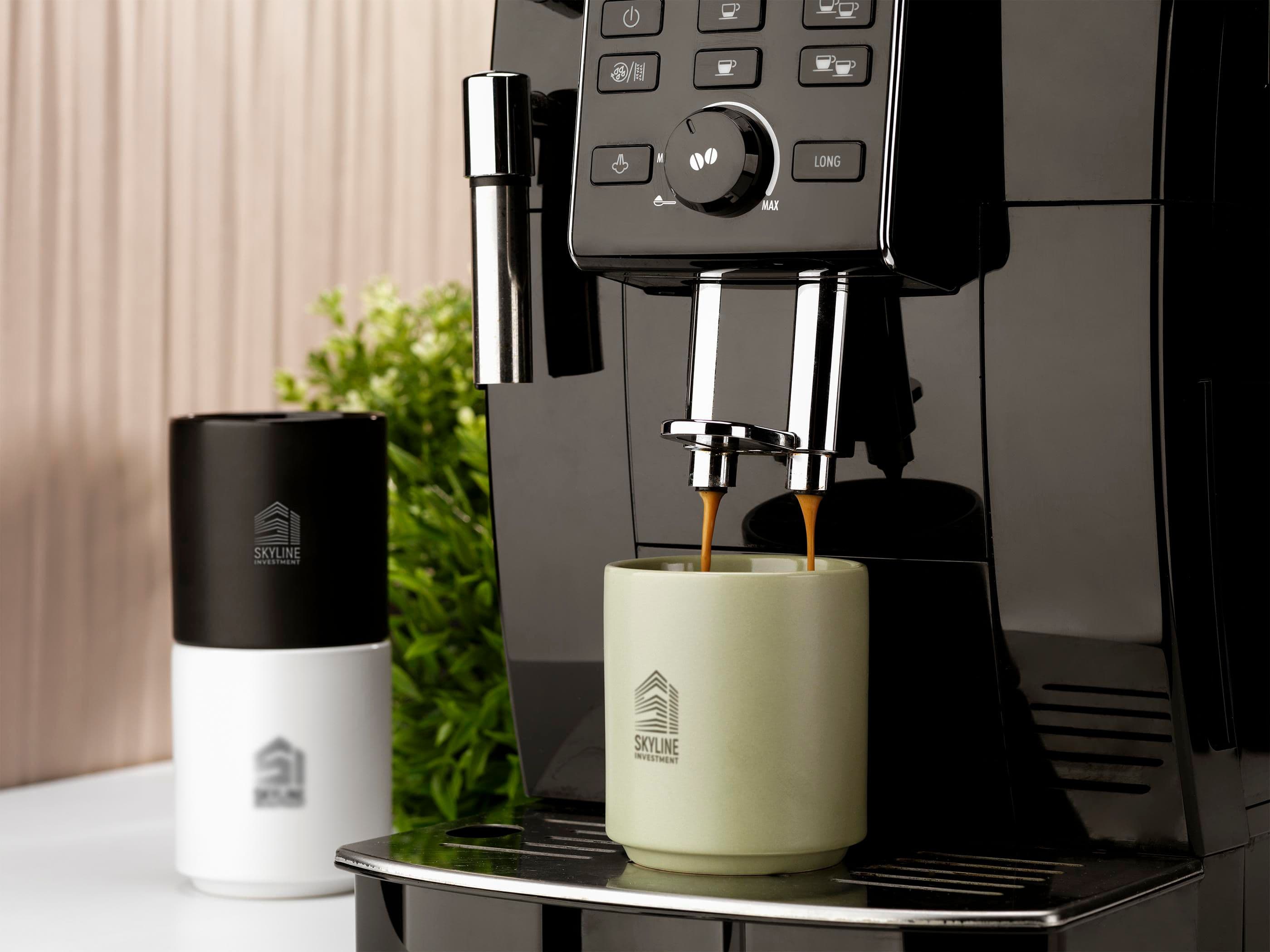 Tasse Elba noir 200 ml en situation