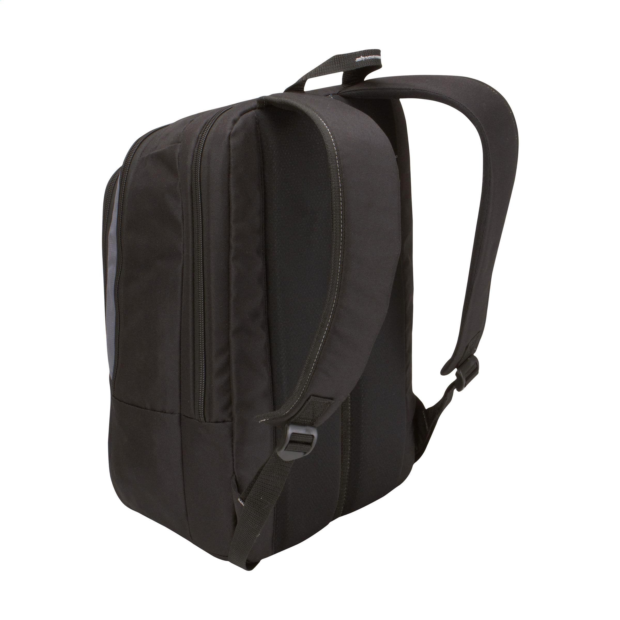 Sac à dos pour ordinateur portable Case Logic 17p en situation