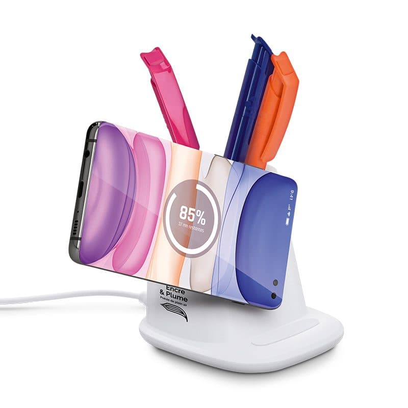 CHARGEUR INDUCTION OU CABLE POT A CRAYONS en situation