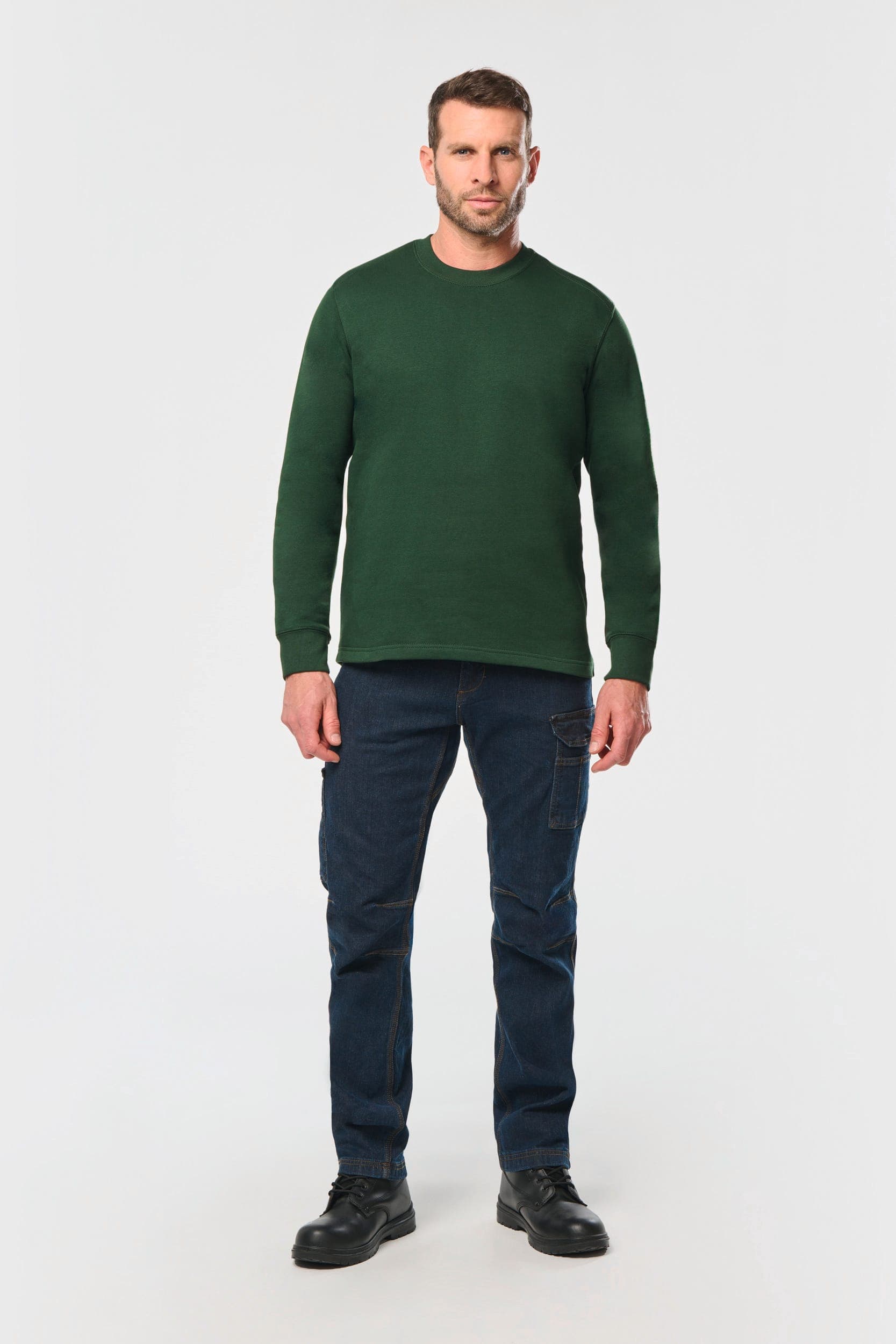 Pantalon Denim multipoches homme en situation