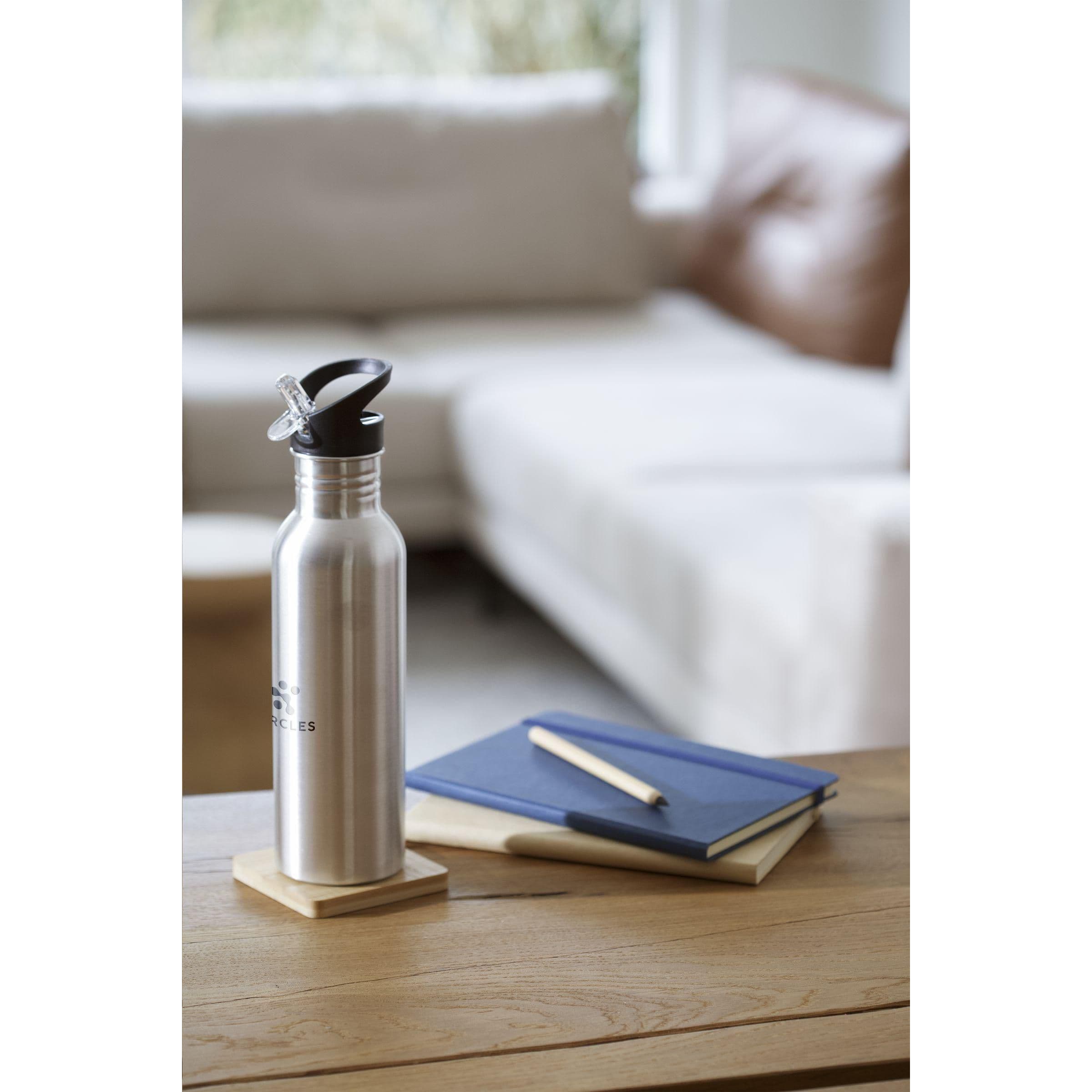Bouteille Dakota RCS plastique recyclé 750 ml en situation
