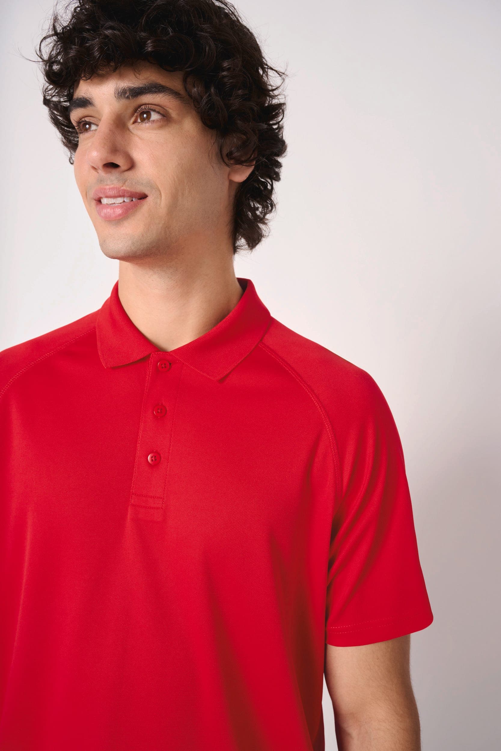 Polo sport homme en situation