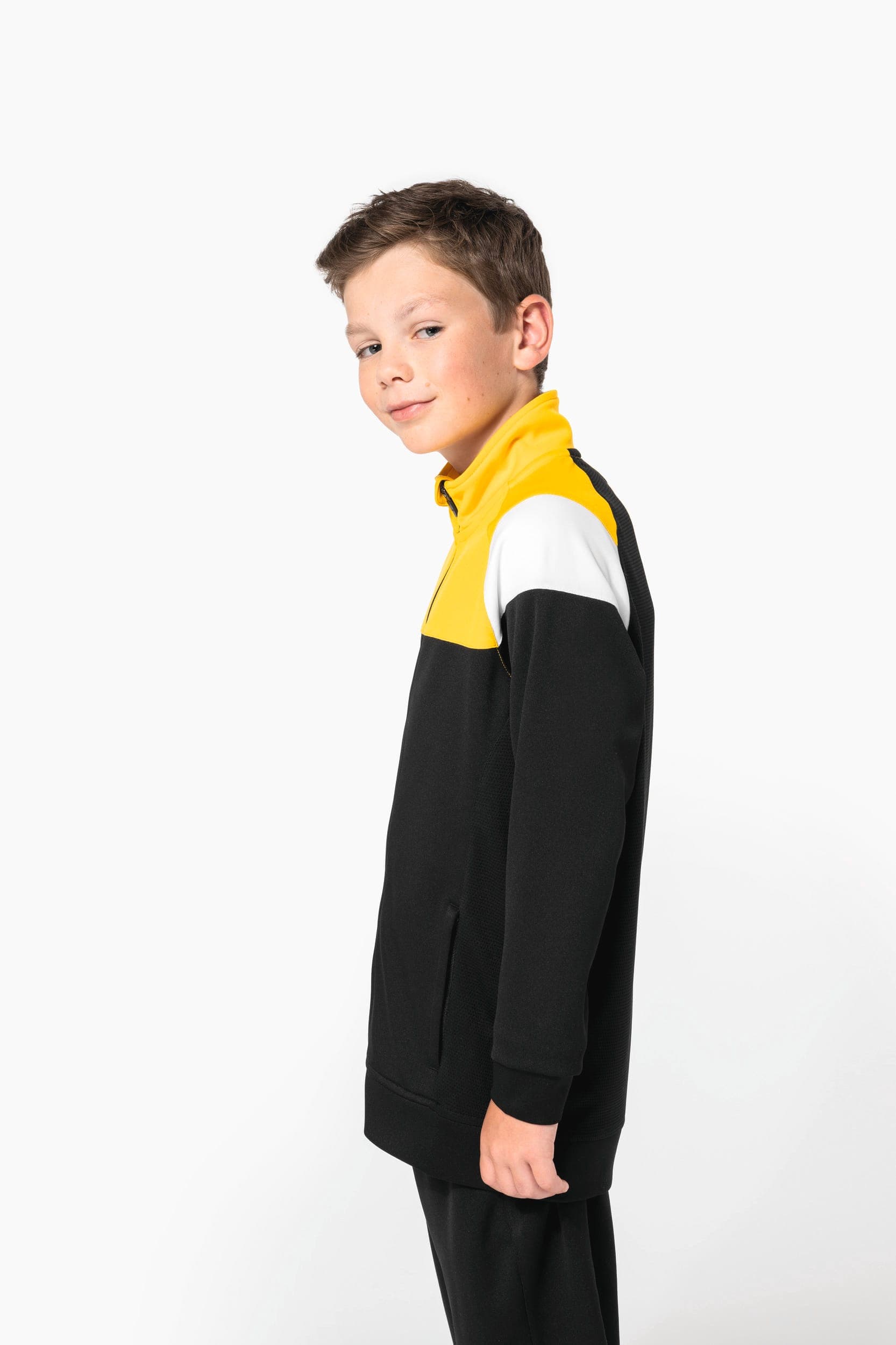 Veste de survêtement zippée enfant en situation
