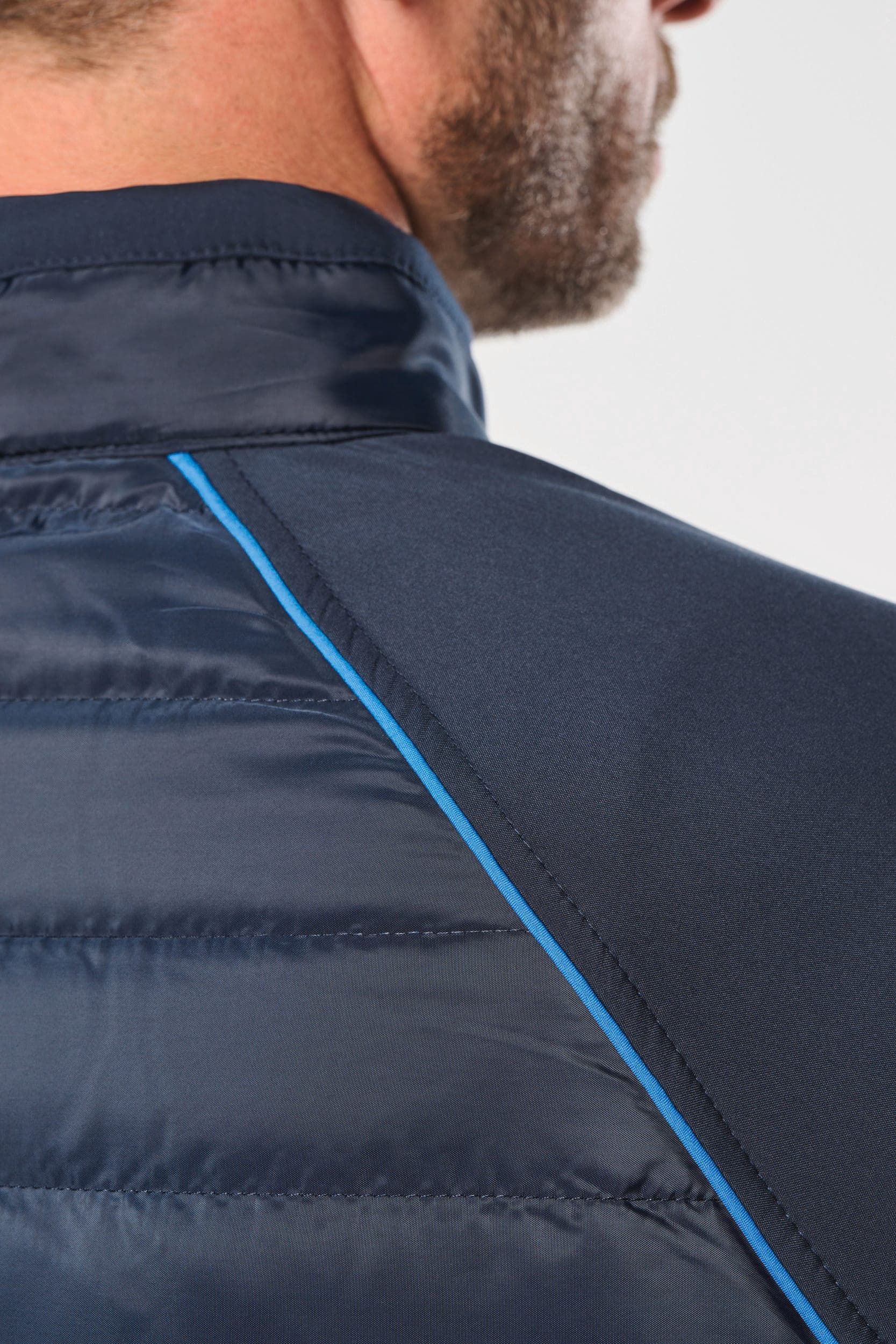 Veste Day To Day bi-matière unisexe en situation