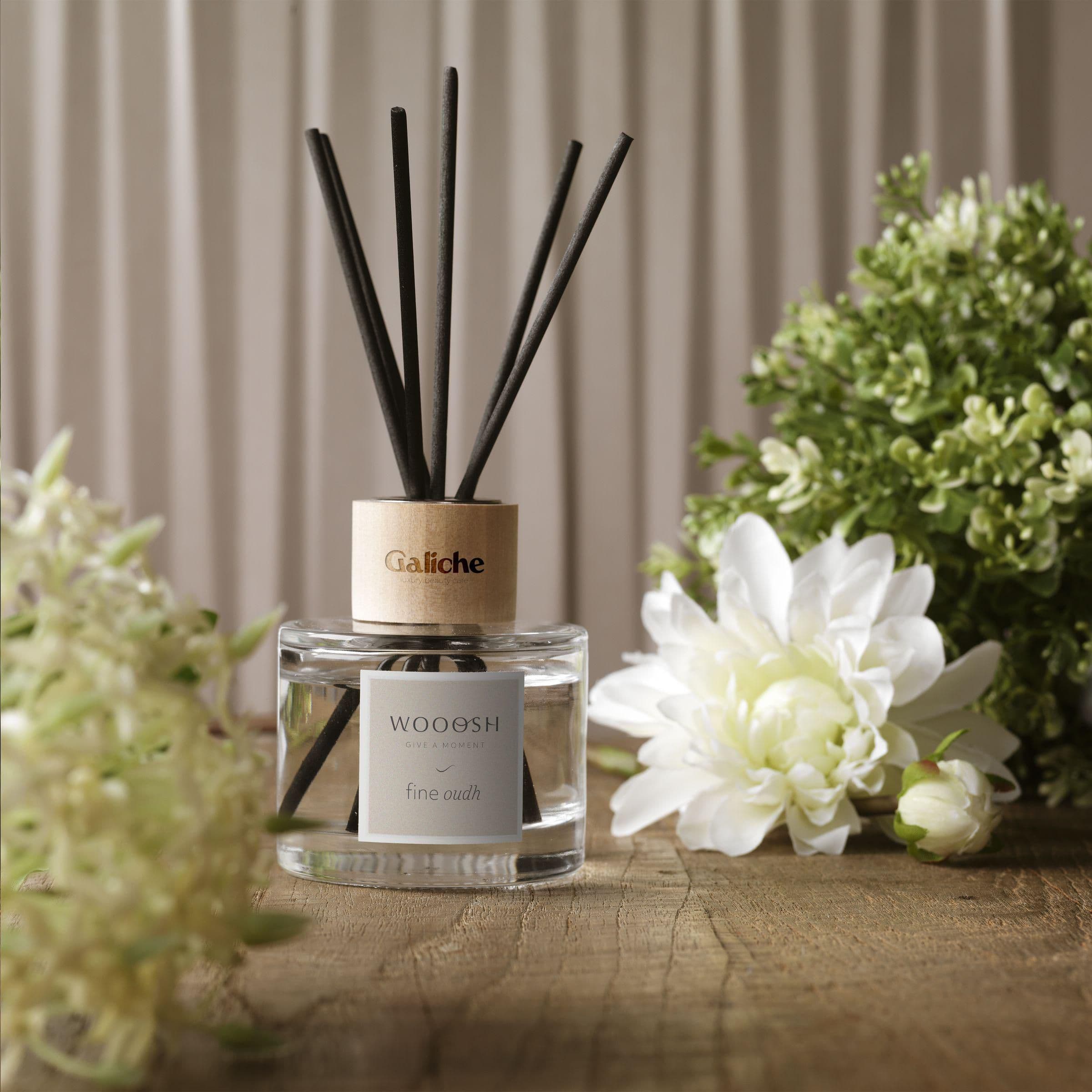 Bâtonnets de parfum Wooosh Fragrance Sticks Fine Oudh en situation