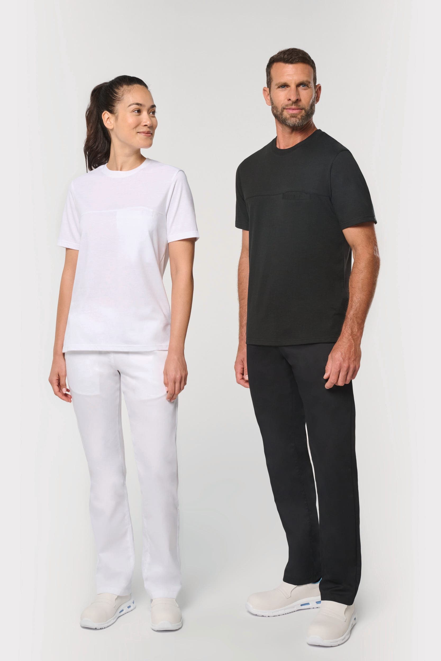 T-shirt de cuisine respirant unisexe en situation
