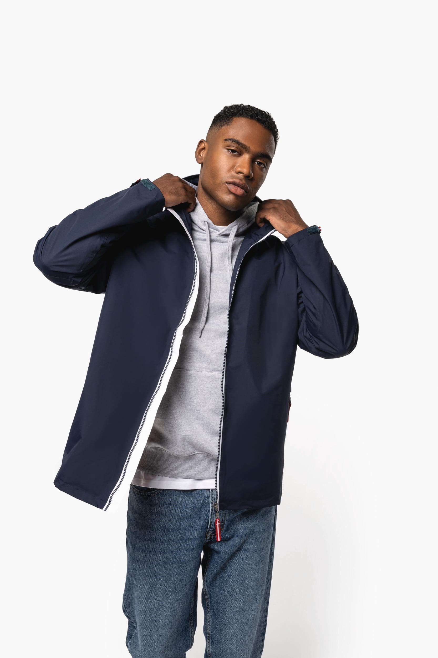 Veste imperméable unisexe en situation