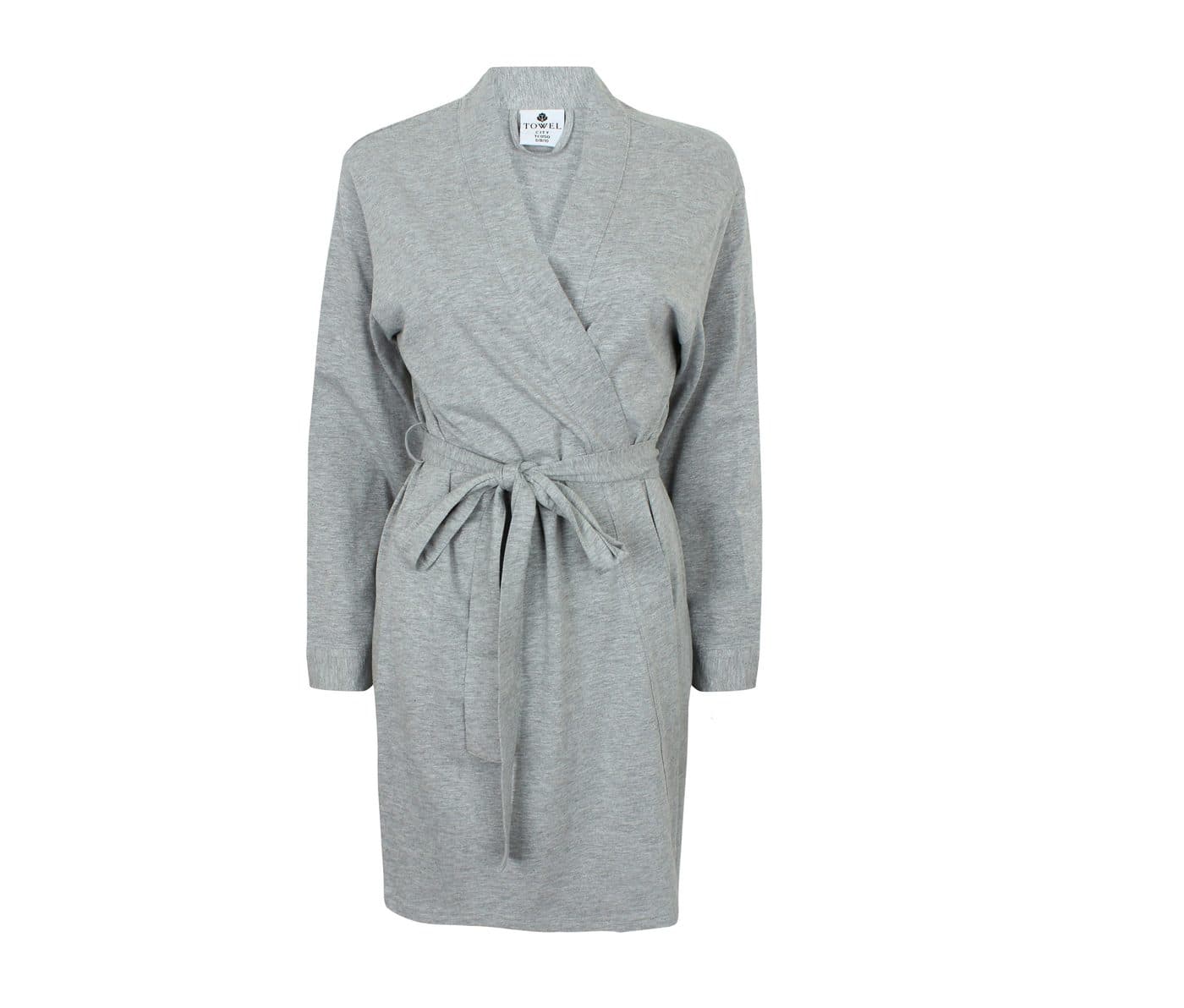 LADIES’ ROBE