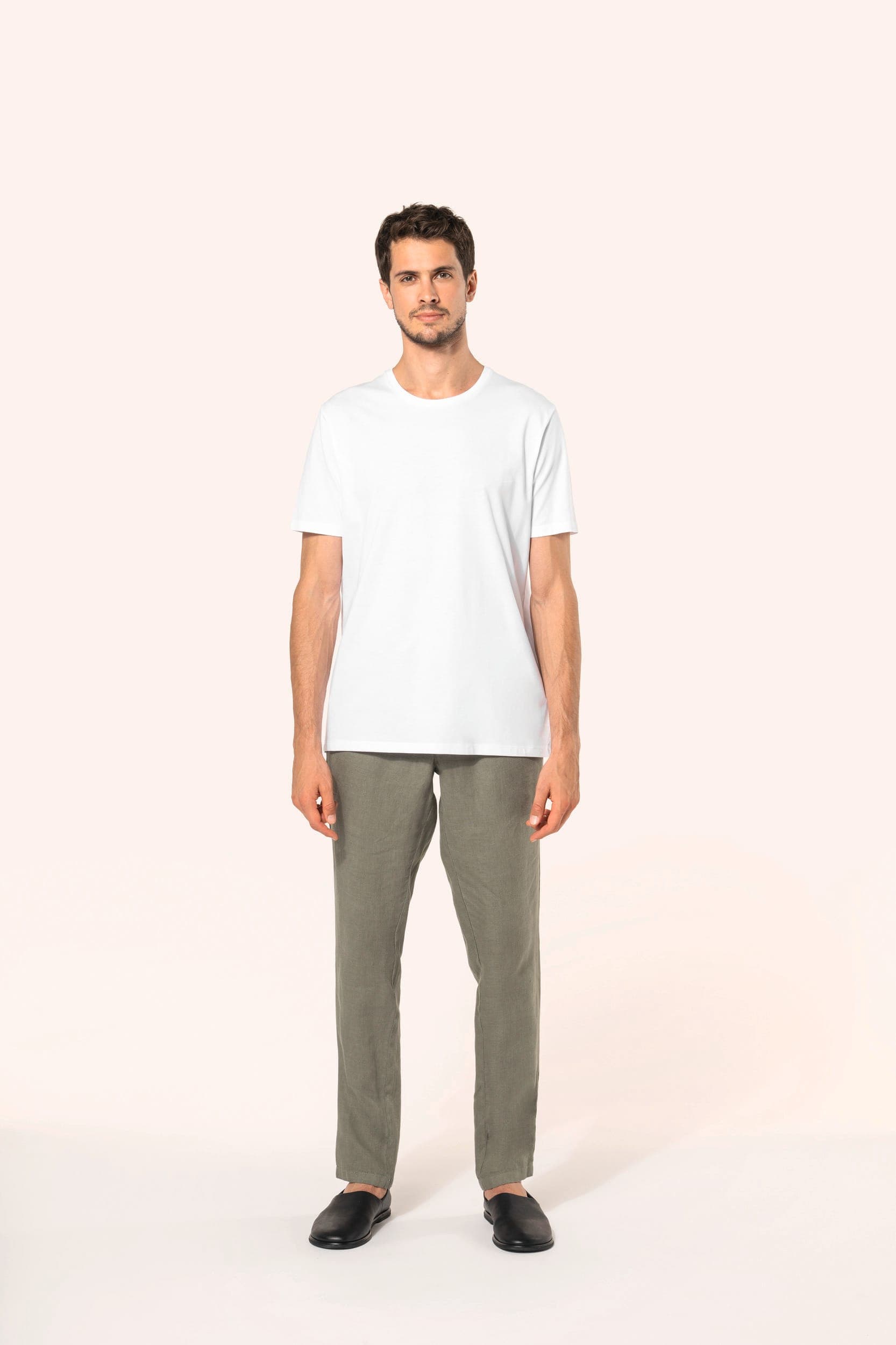 T-shirt Supima® col rond manches courtes homme en situation