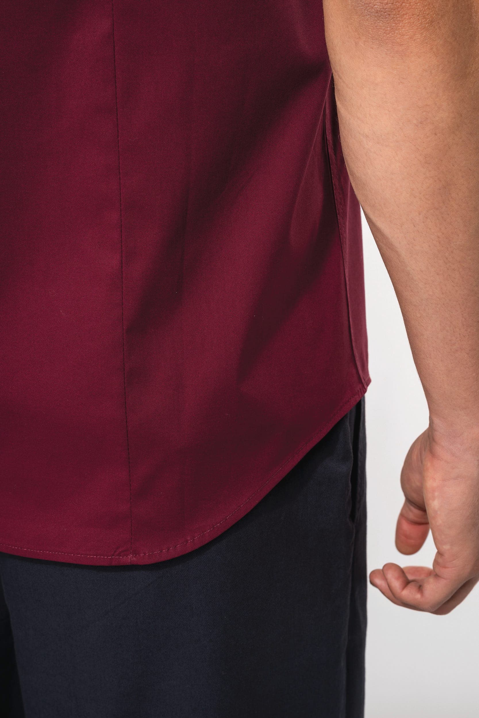Chemise coton / élasthanne manches courtes en situation