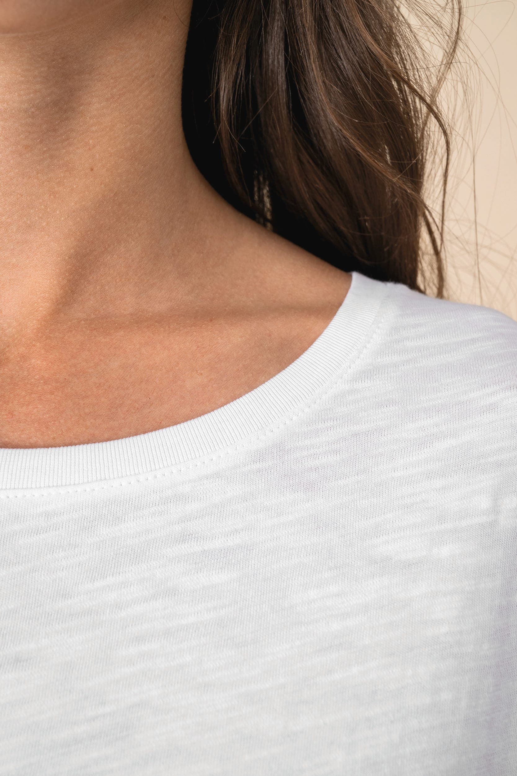 T-shirt écoresponsable slub oversize femme en situation