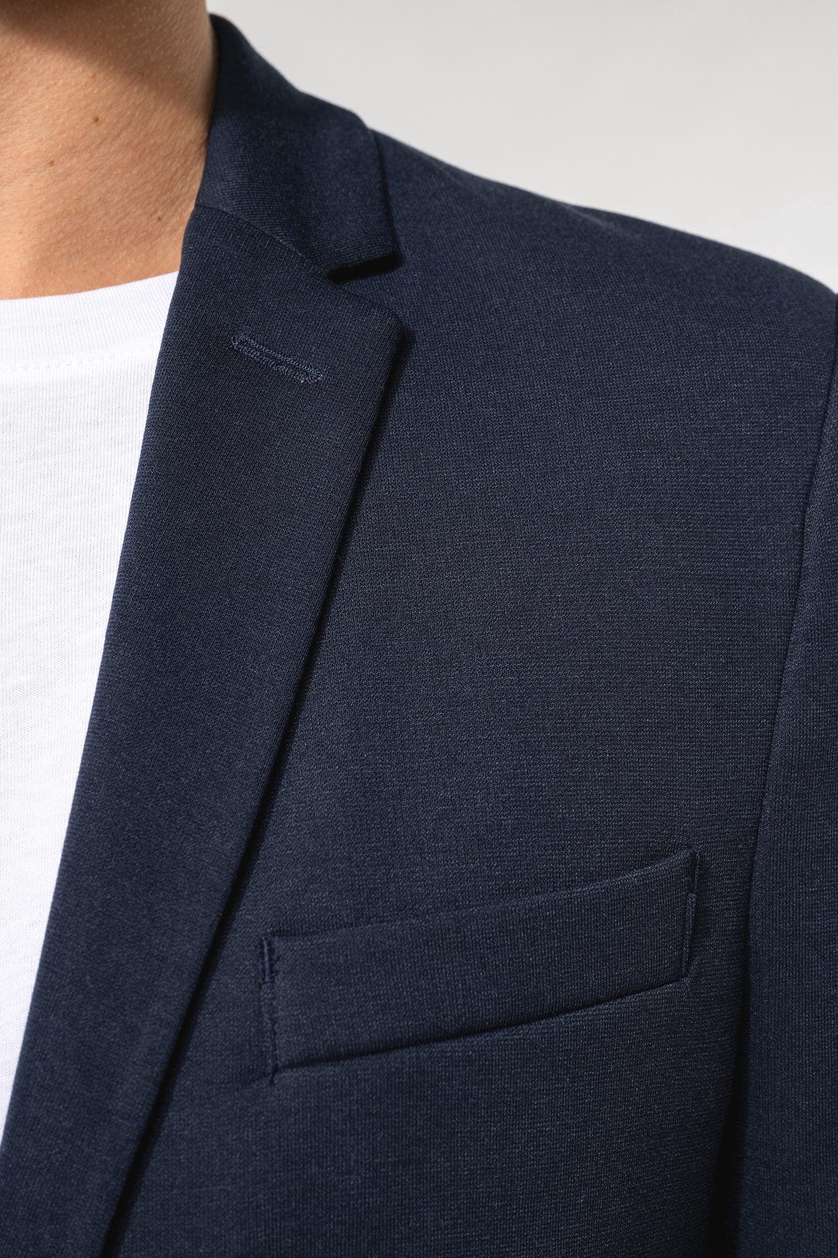 Veste maille homme en situation