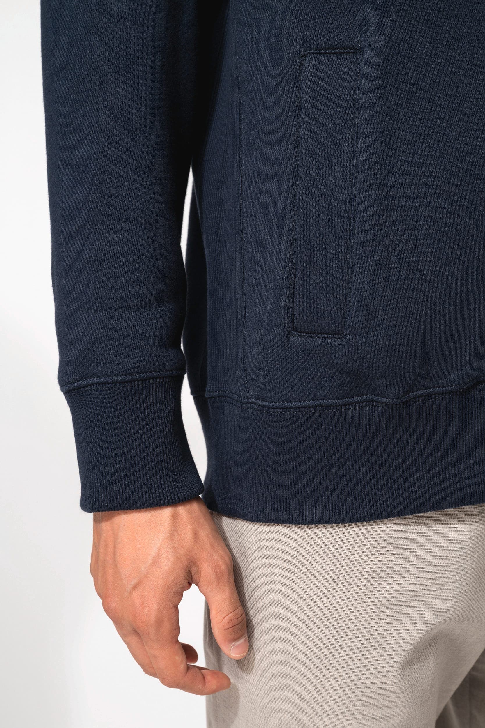 Veste molleton zippée homme en situation