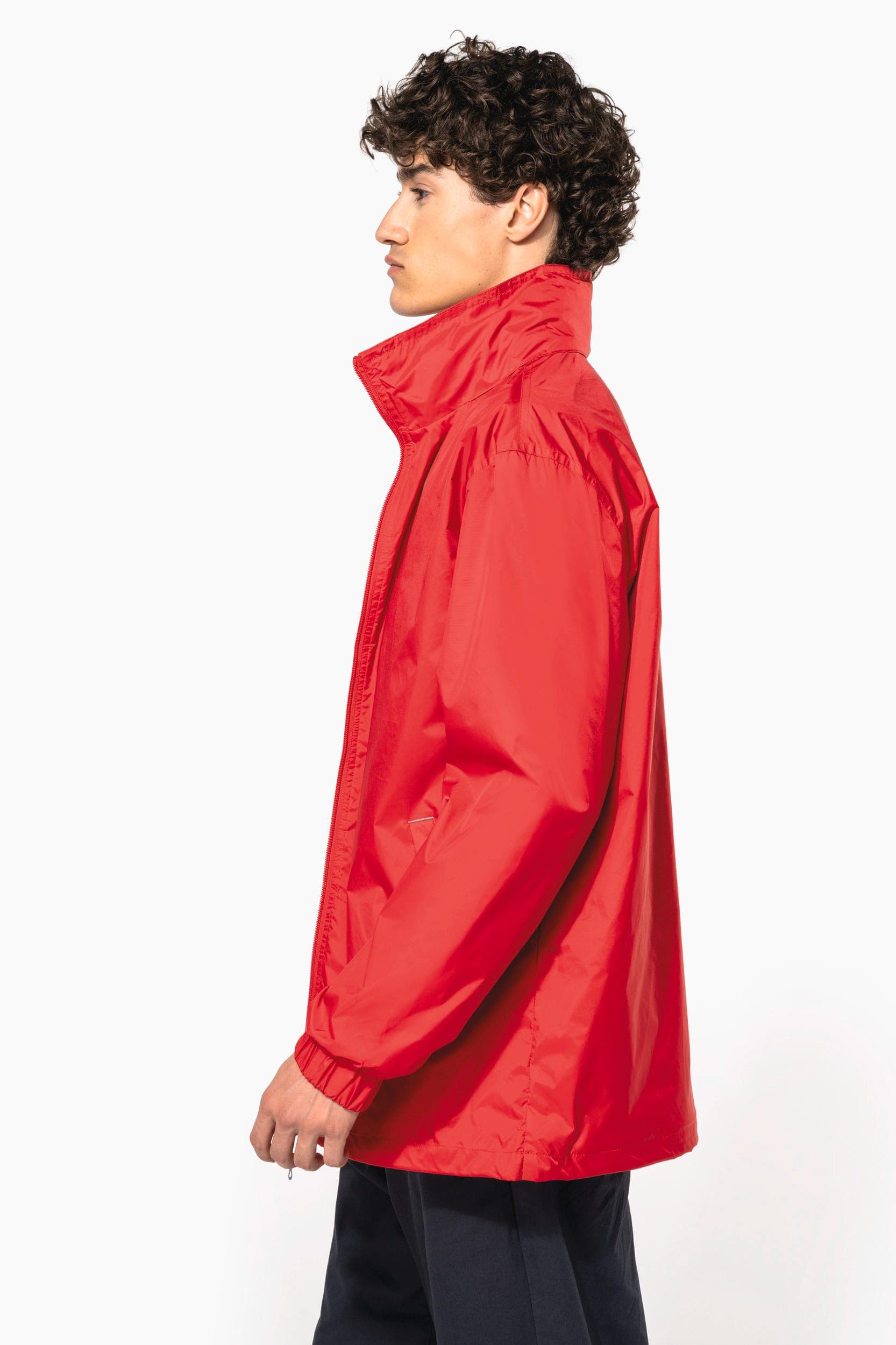 Coupe-vent doublé homme en situation