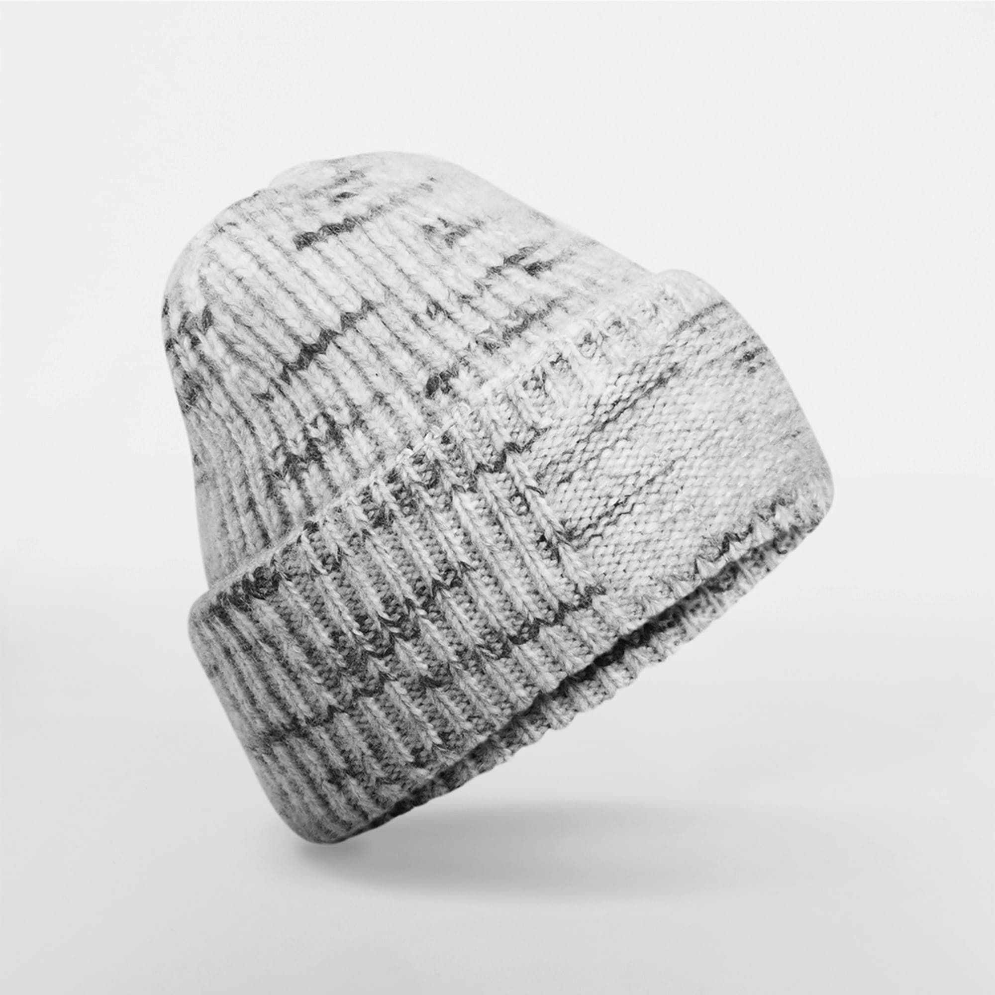 CHUNKY KNITTED PATCH BEANIE